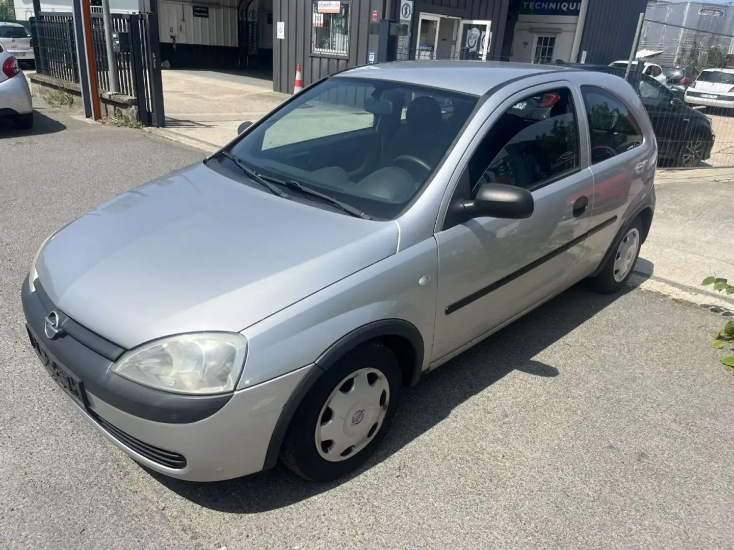 Opel Corsa Opel Corsa III 1.2 Elegance BA 3p Grijs - 2