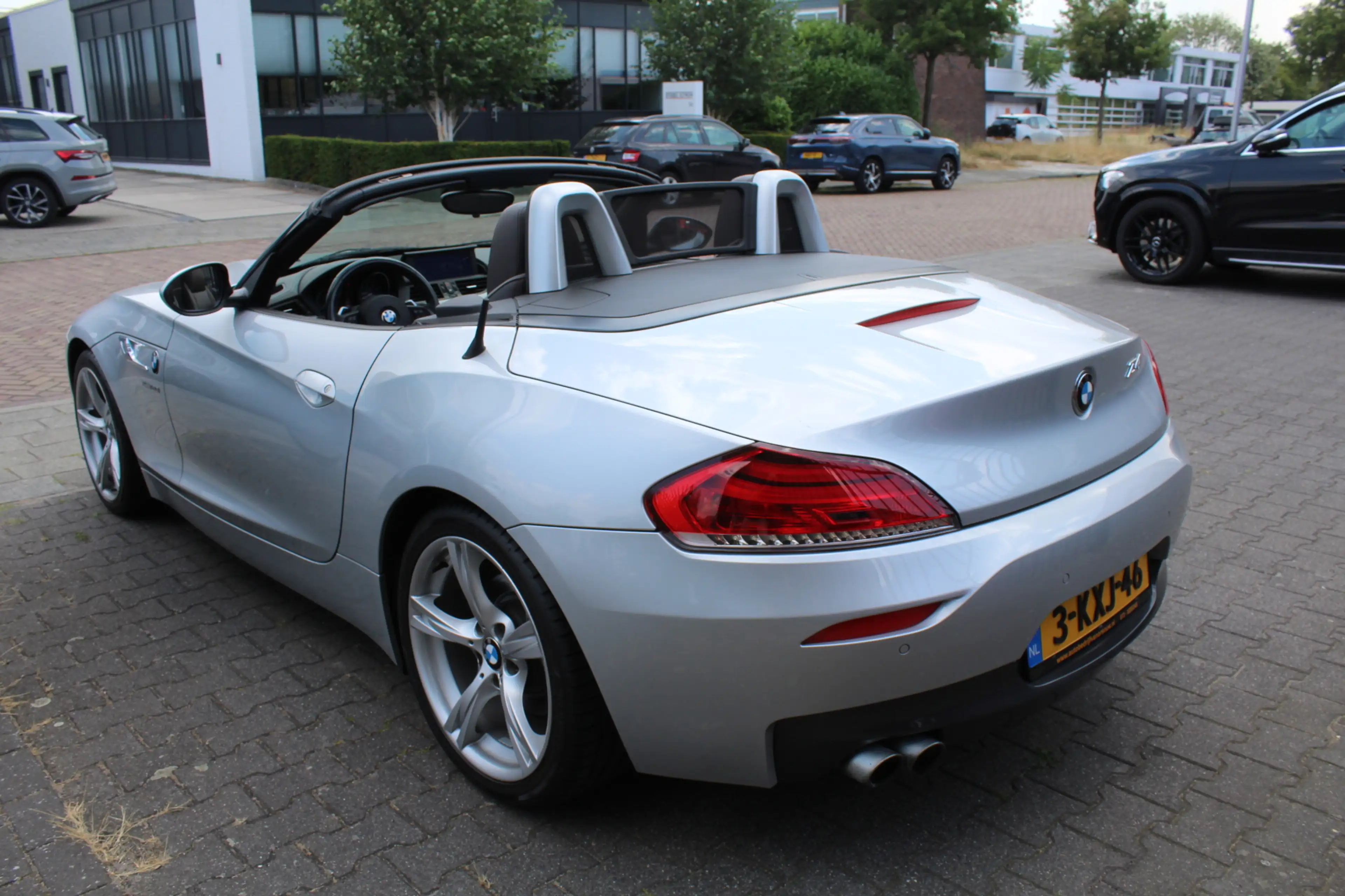 BMW Z4 Roadster sDrive20i High Executive Navi Leder 89dkm — photo 10