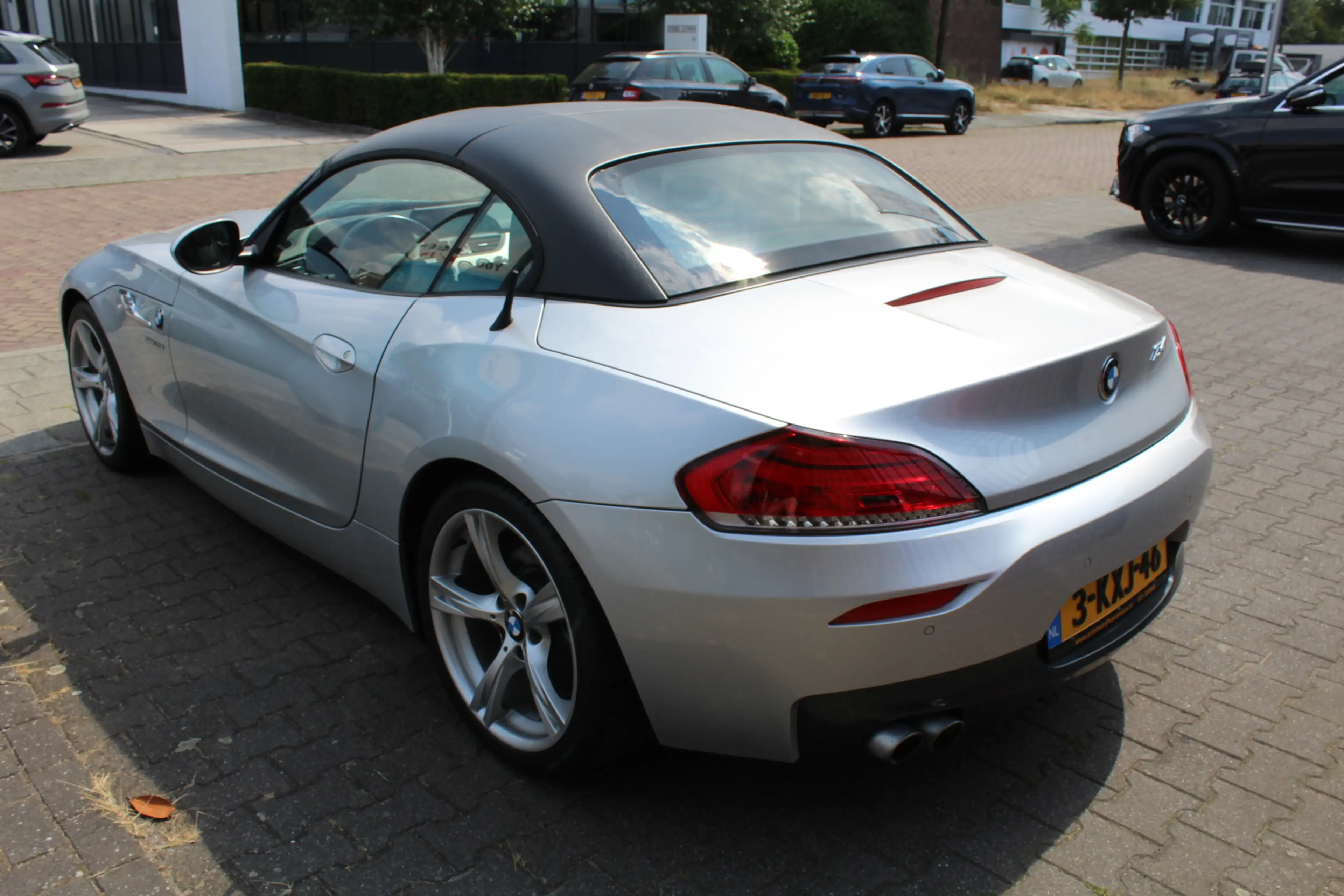 BMW Z4 Roadster sDrive20i High Executive Navi Leder 89dkm — photo 11