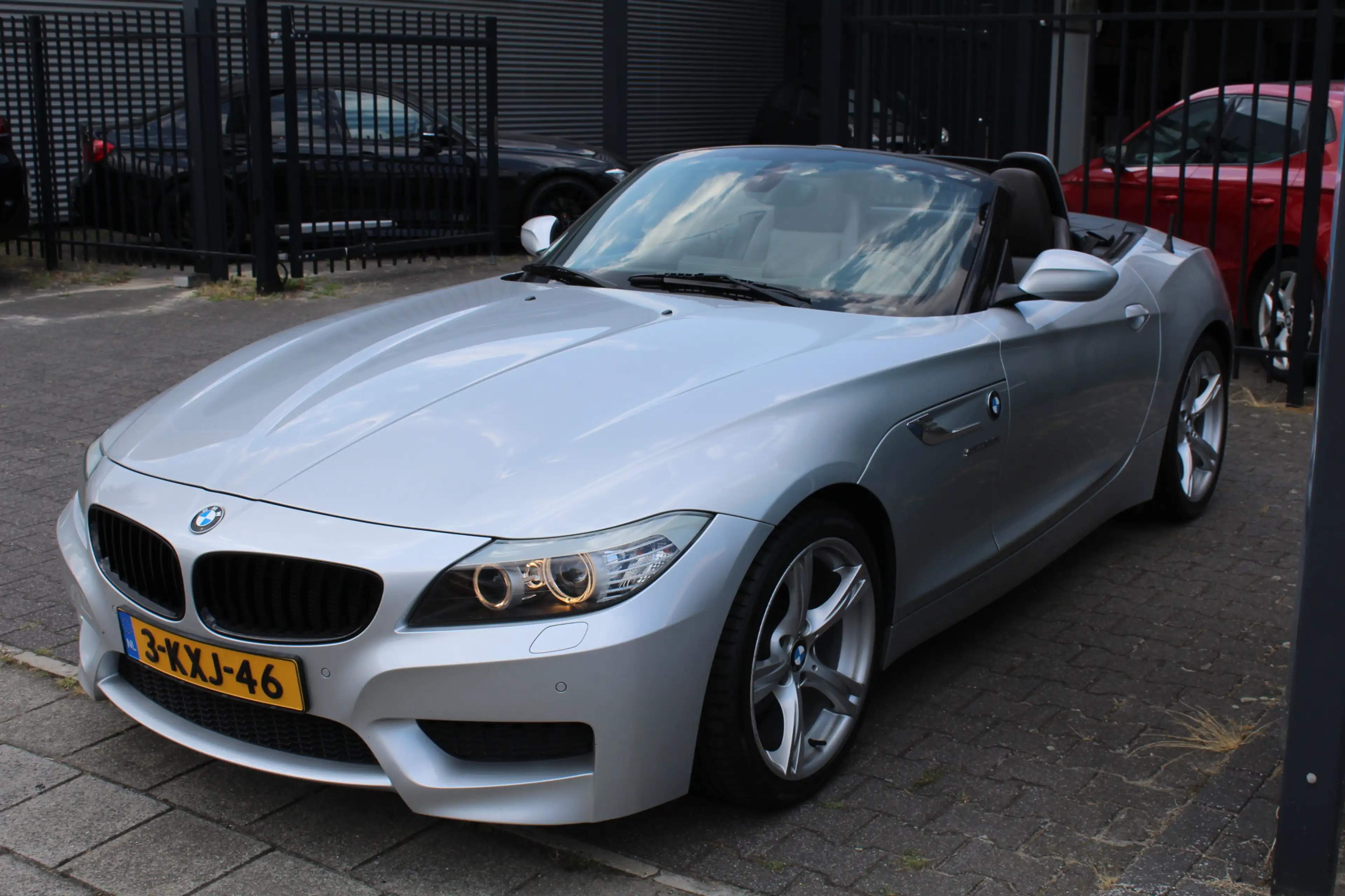 BMW Z4 Roadster sDrive20i High Executive Navi Leder 89dkm — photo 3