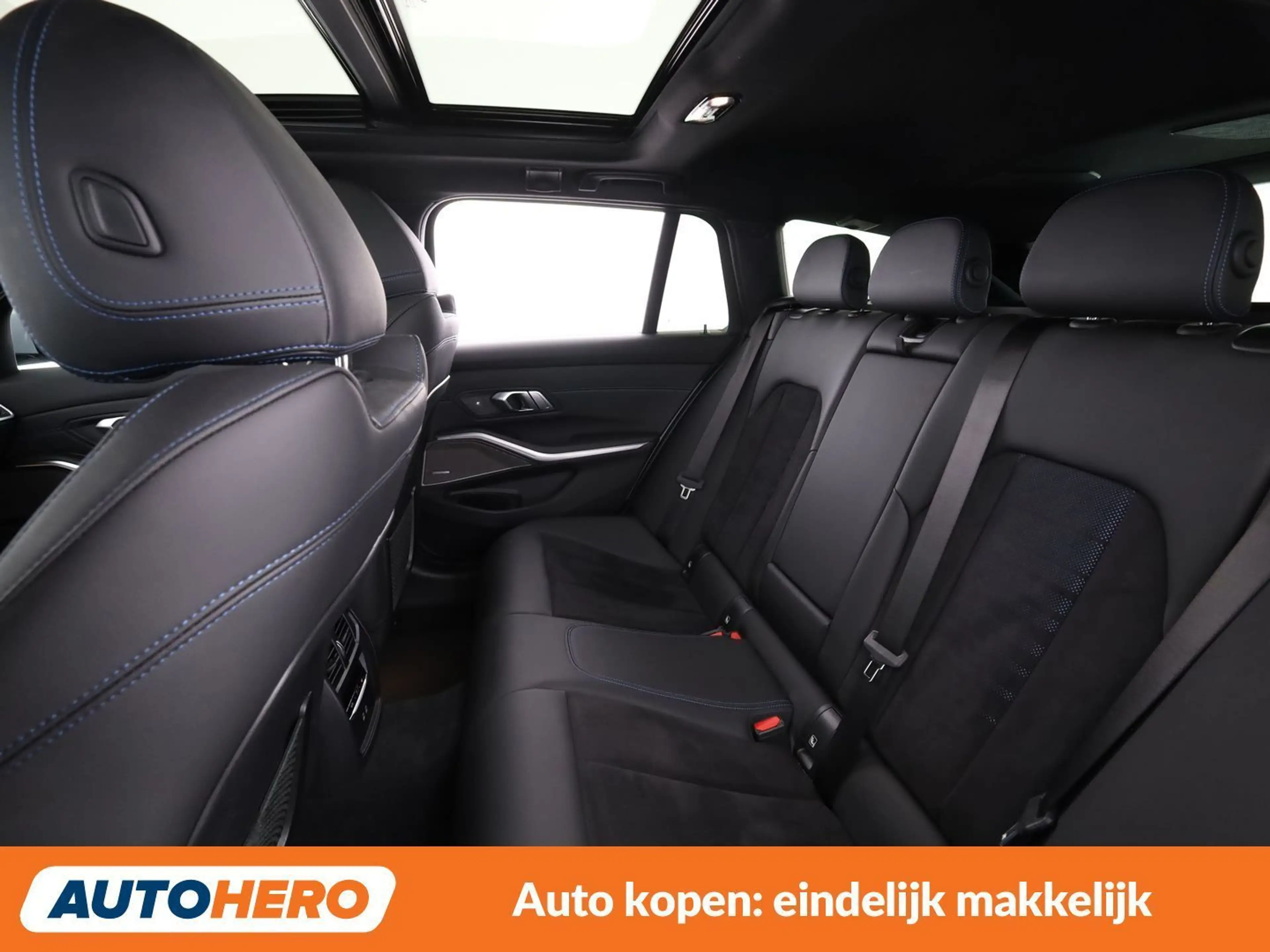 BMW 318 318i M Sport — photo 15