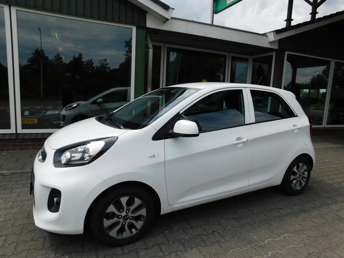 Kia Picanto 1.0CVVT EconomyPlusLine! All-in Prijs! Wit - 1