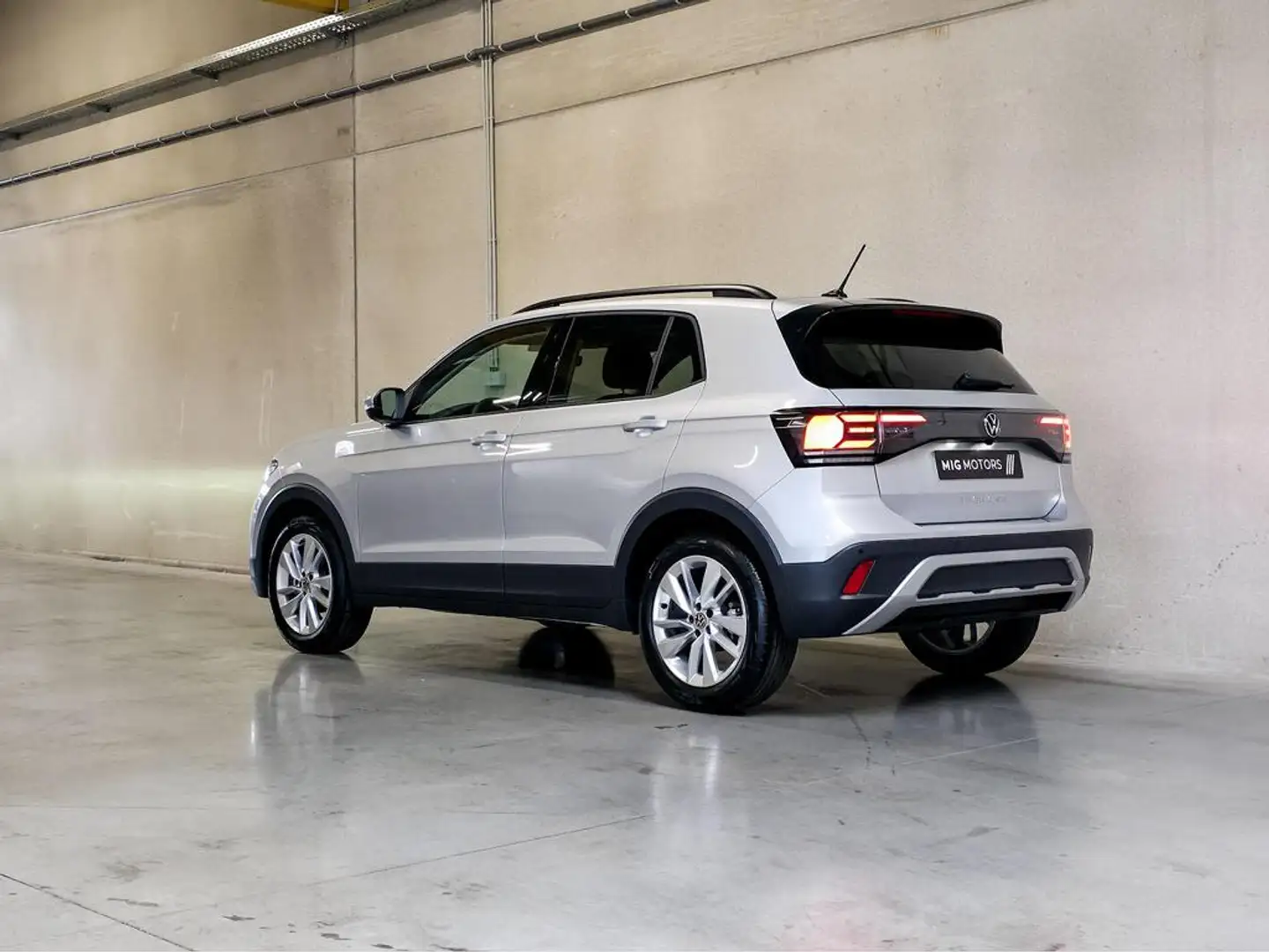Volkswagen T-Cross Life Business Zilver - 2