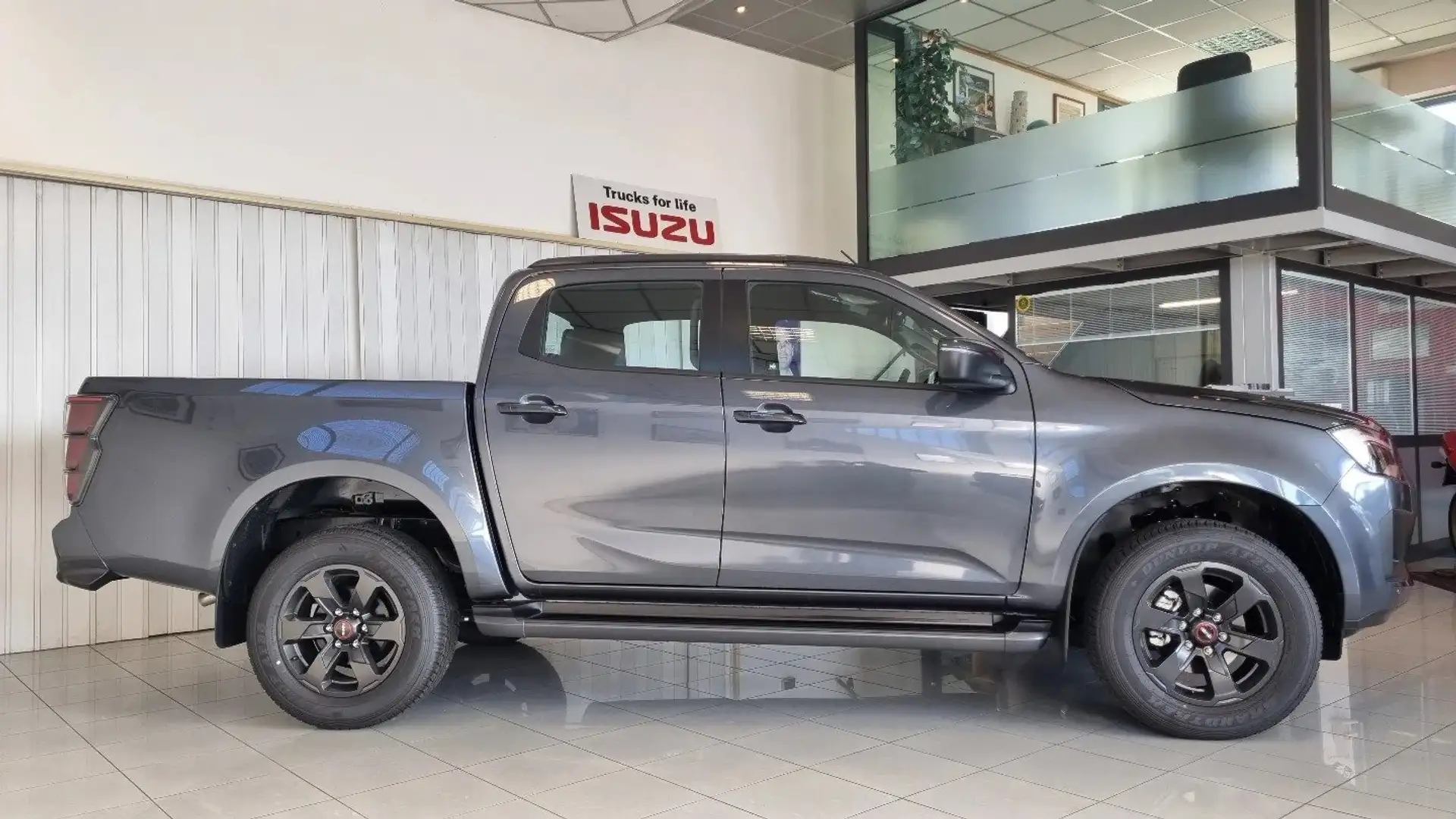 Isuzu D-Max NITRO SPORT MY24 PRONTA CONSEGNA Grigio - 1