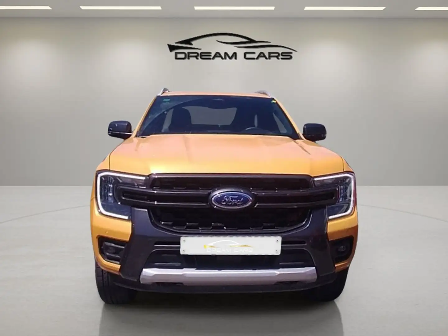 Ford Ranger Doble Cabina 2.0 EcoBlue S&S Wildtrak Aut. Naranja - 2