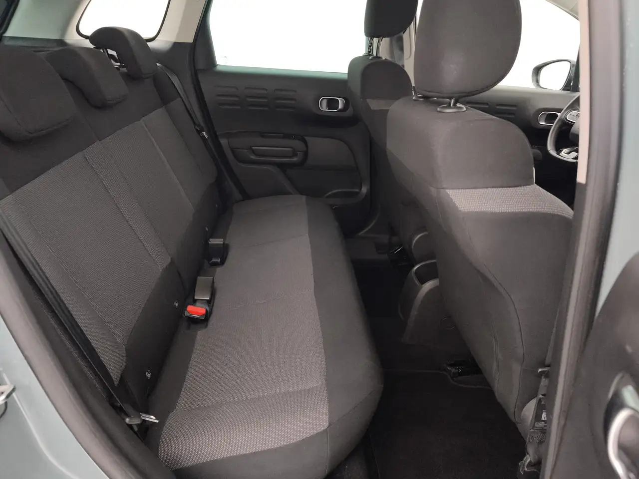 Citroen C3 Aircross 1.2 PureTech Shine 27