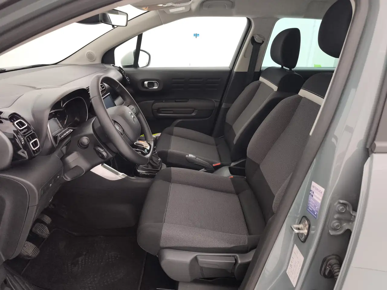 Citroen C3 Aircross 1.2 PureTech Shine 11