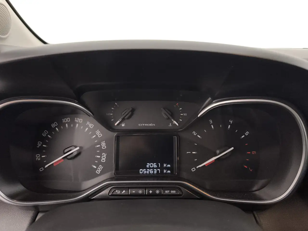Citroen C3 Aircross 1.2 PureTech Shine 13