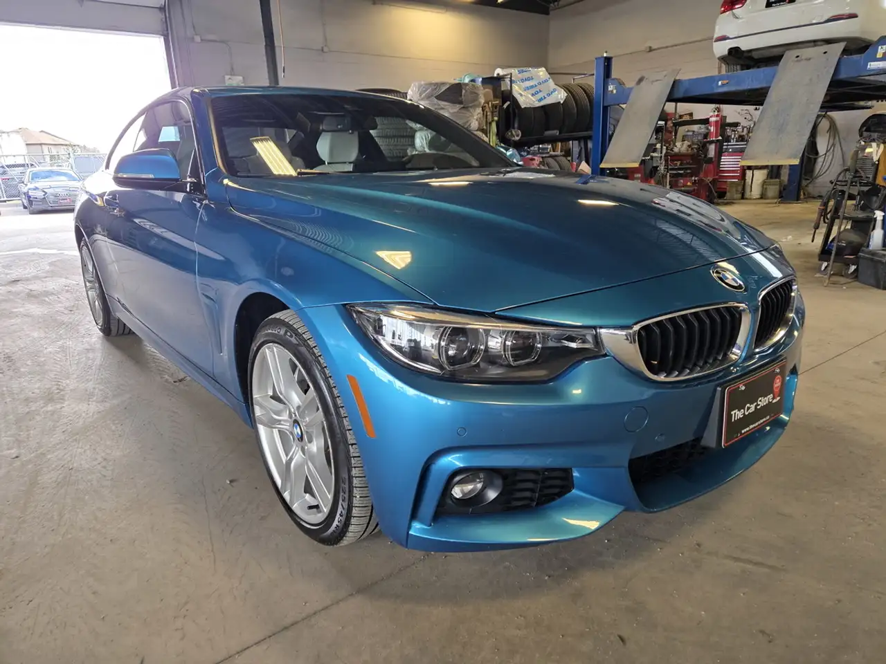 BMW 4 Series снимка BMW 4 Series