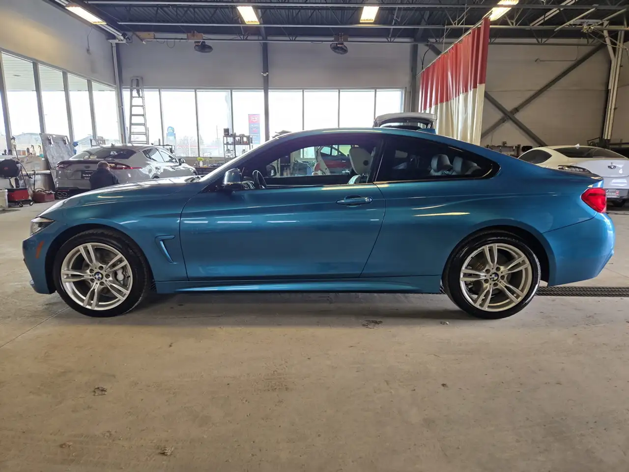 BMW 4 Series снимка BMW 4 Series