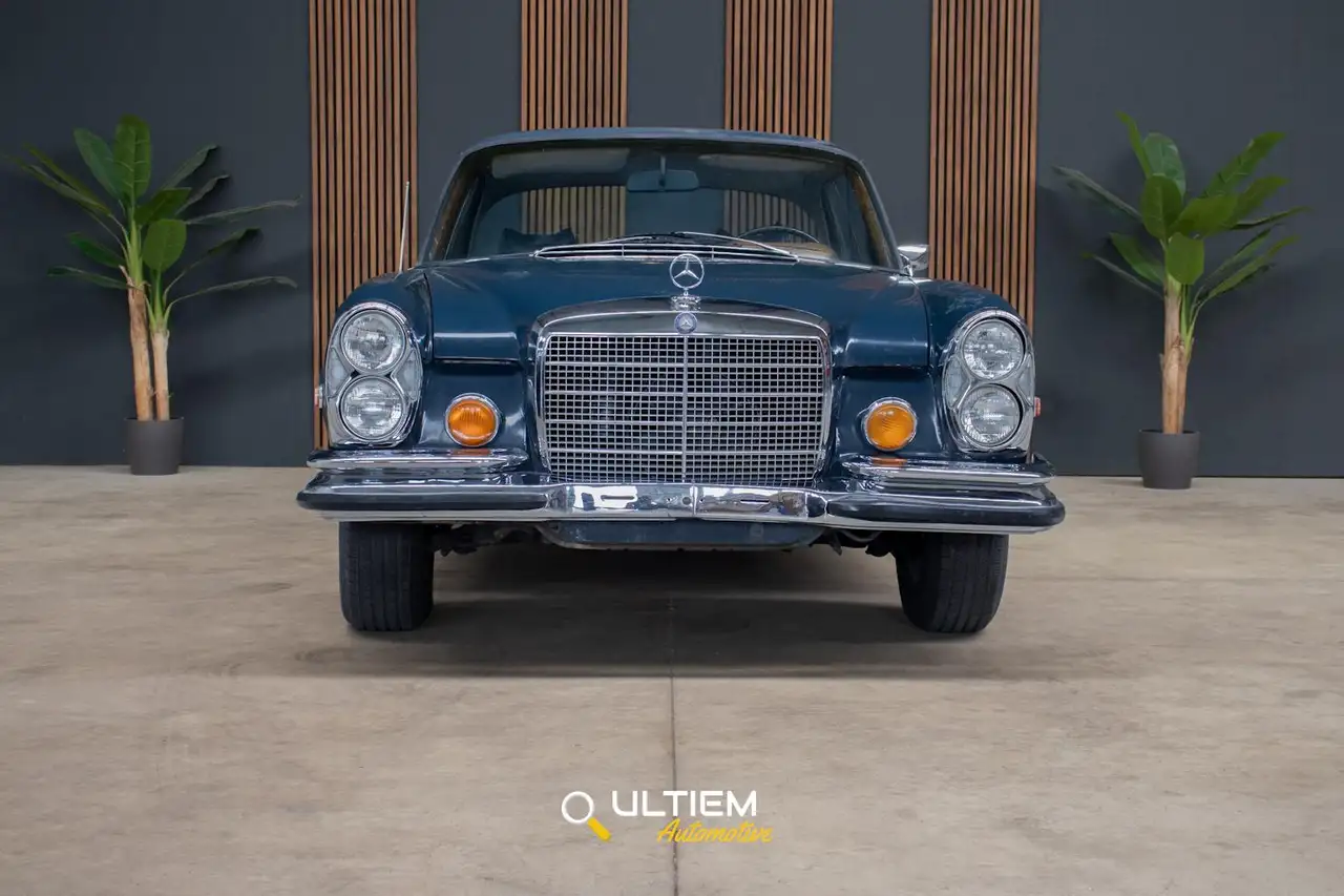 Mercedes-Benz 280 SE Coupe W111 Flachkühler Ongerestaureerd, foto 5