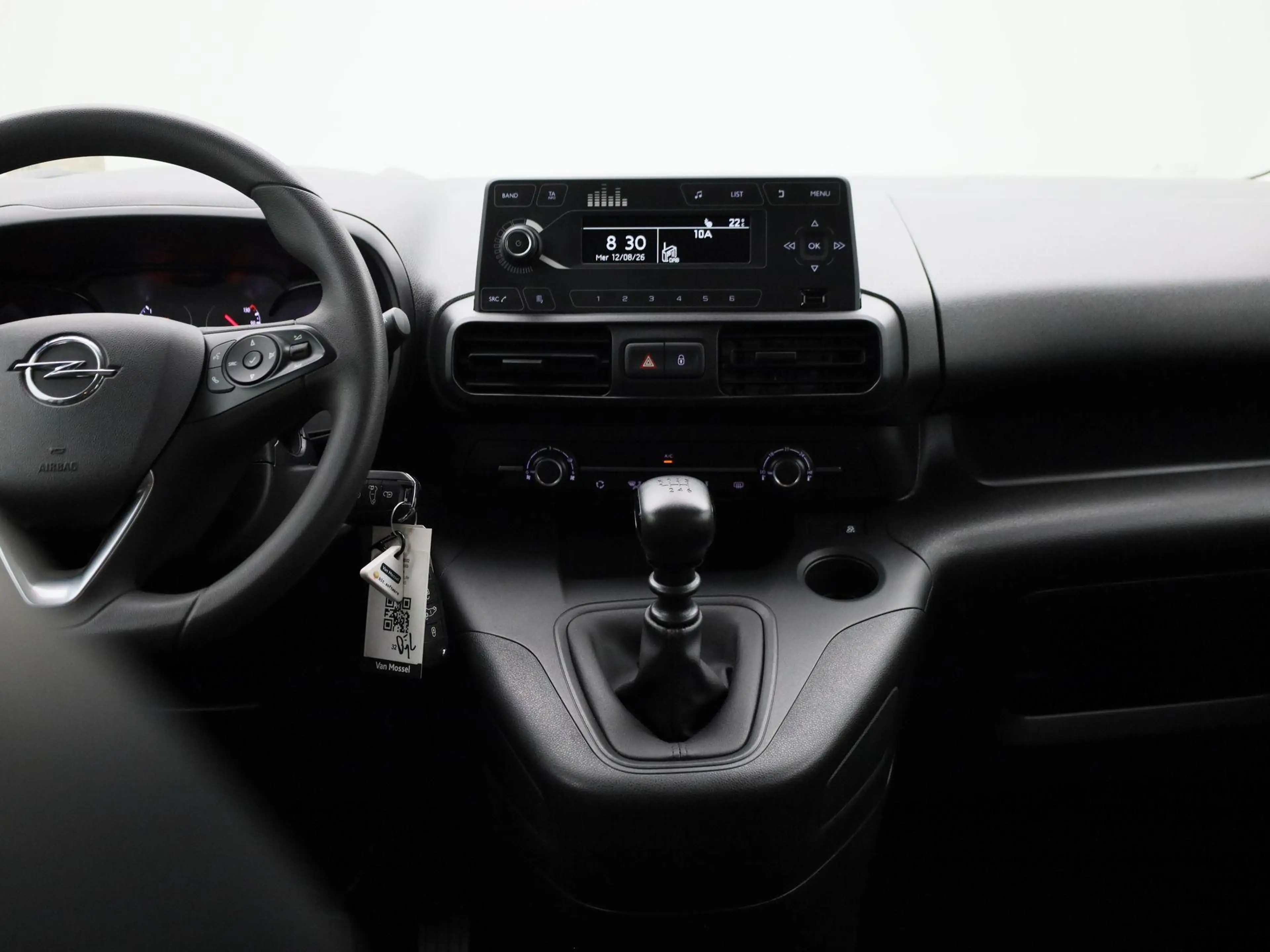 Opel Combo Life 1.5 Turbo D 100 MT6 Edition — photo 9