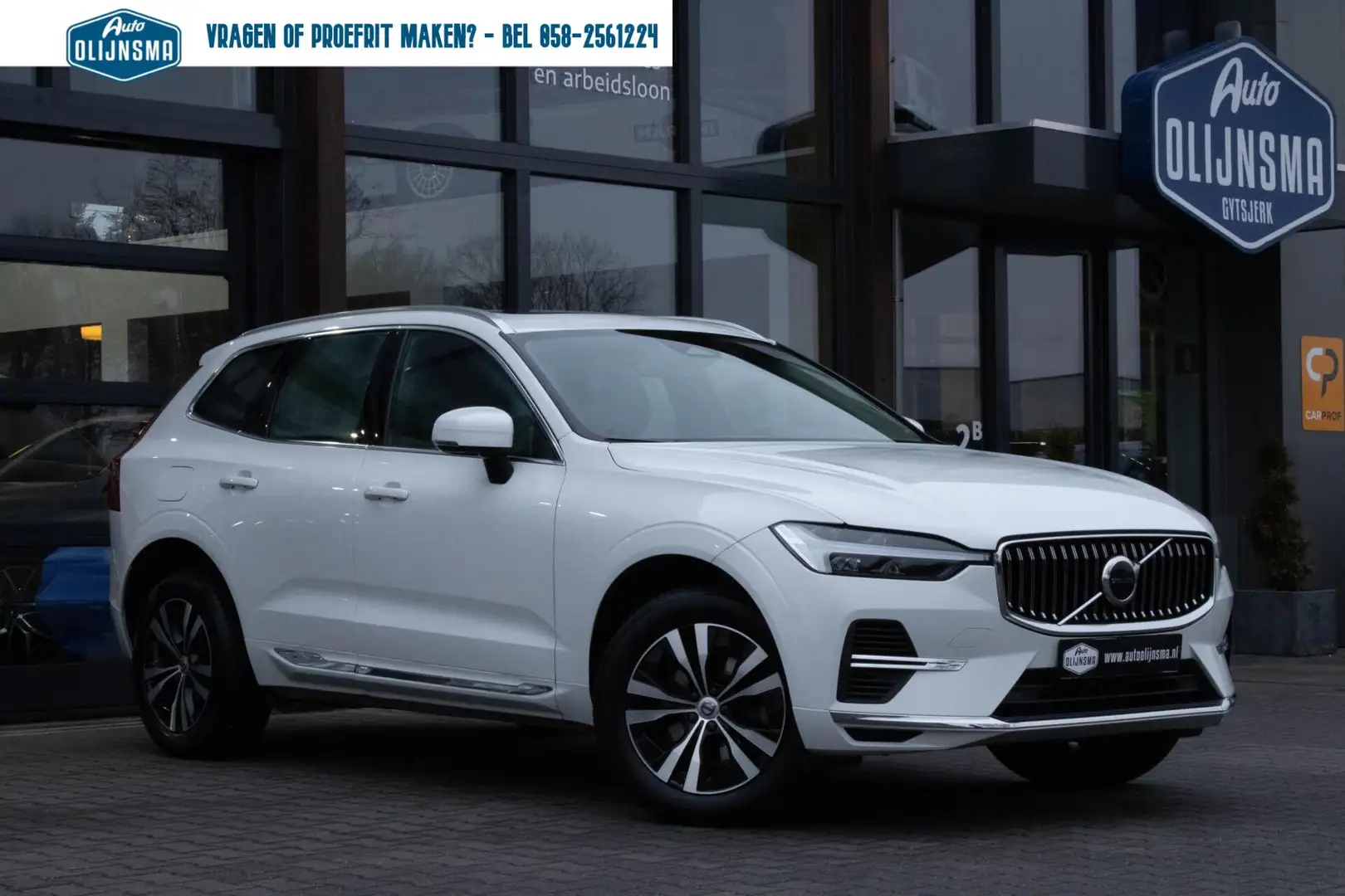 Volvo XC60 2.0 T6 Plug-in hybrid AWD Inscription Expression|P Weiß - 1