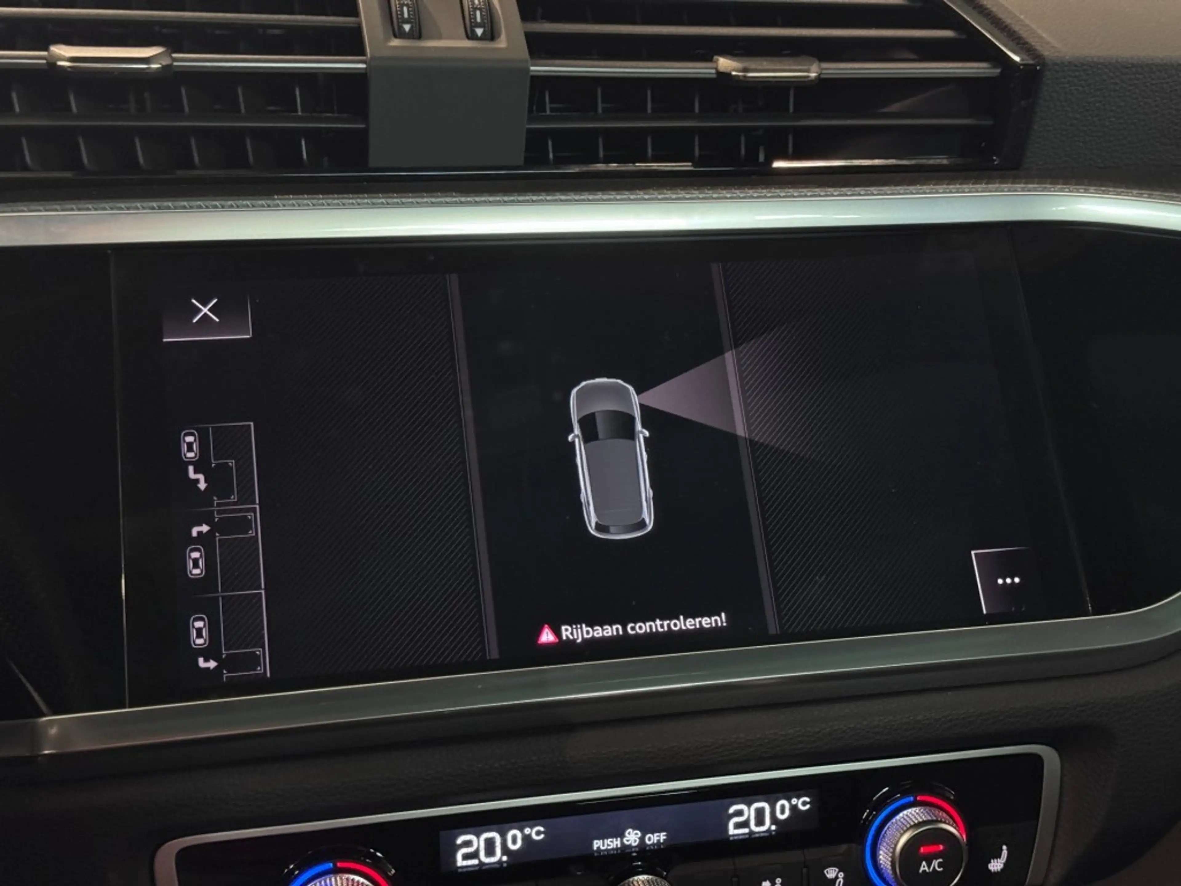 Audi Q3 35 TFSI S-Line Black Edition Pano Camera Leder Tre — photo 30