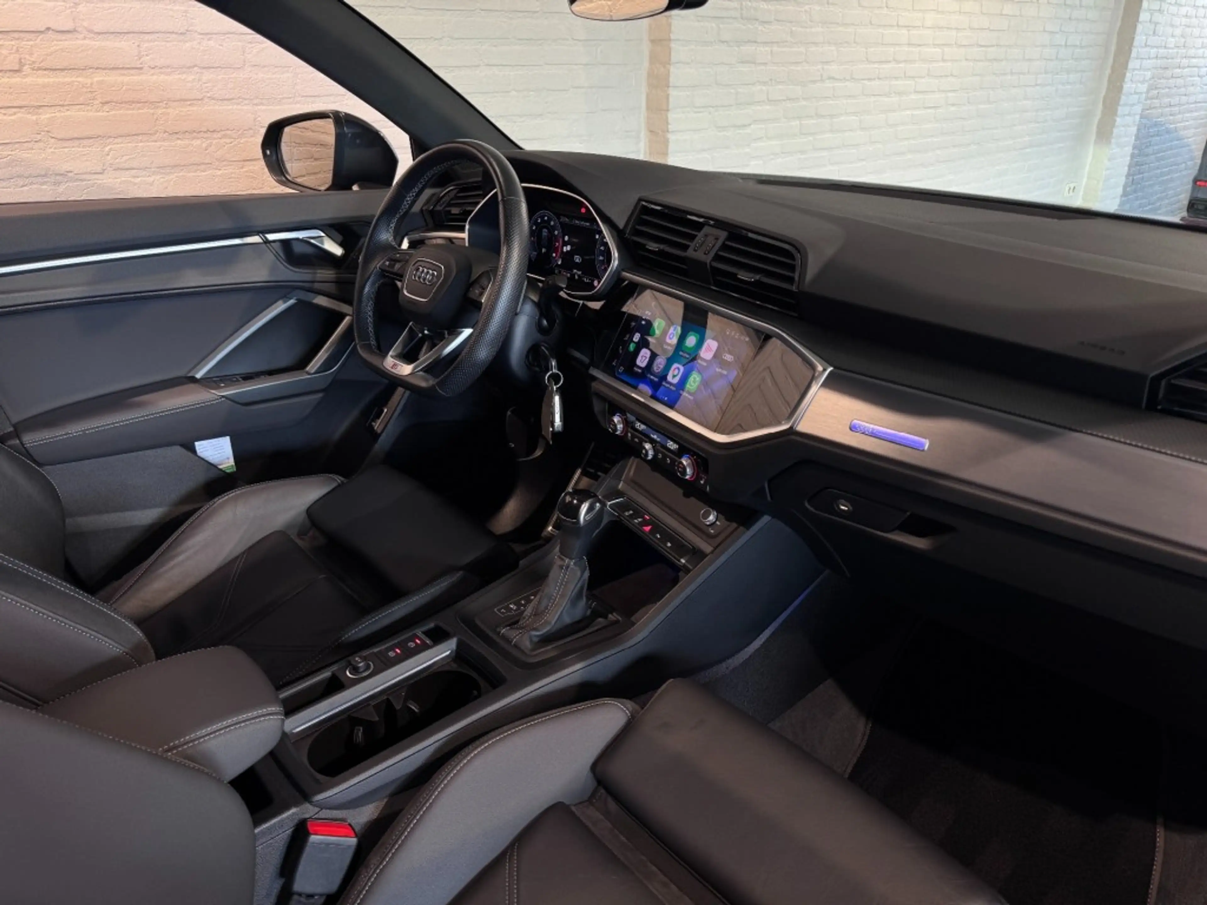 Audi Q3 35 TFSI S-Line Black Edition Pano Camera Leder Tre — photo 2