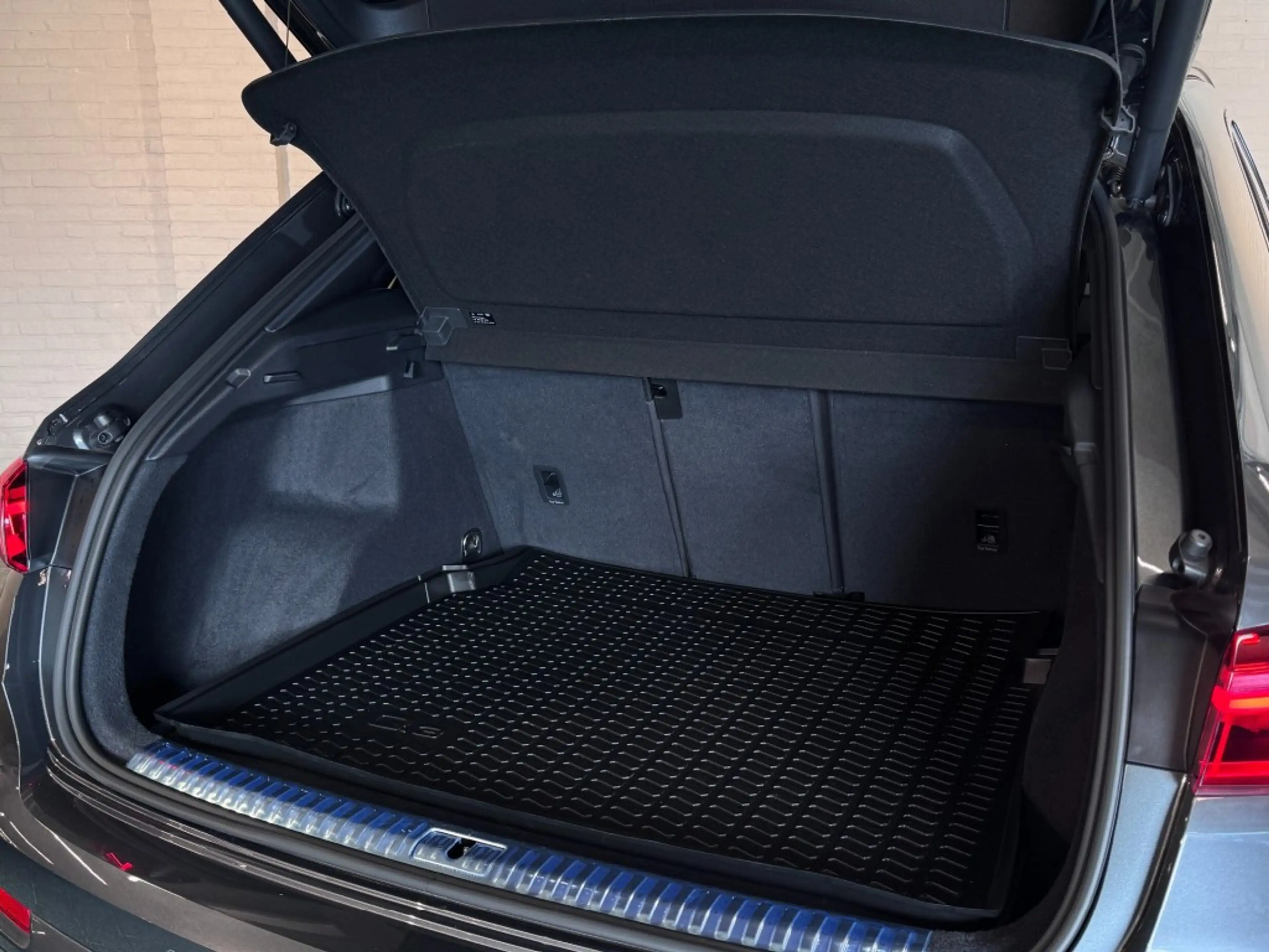 Audi Q3 35 TFSI S-Line Black Edition Pano Camera Leder Tre — photo 39