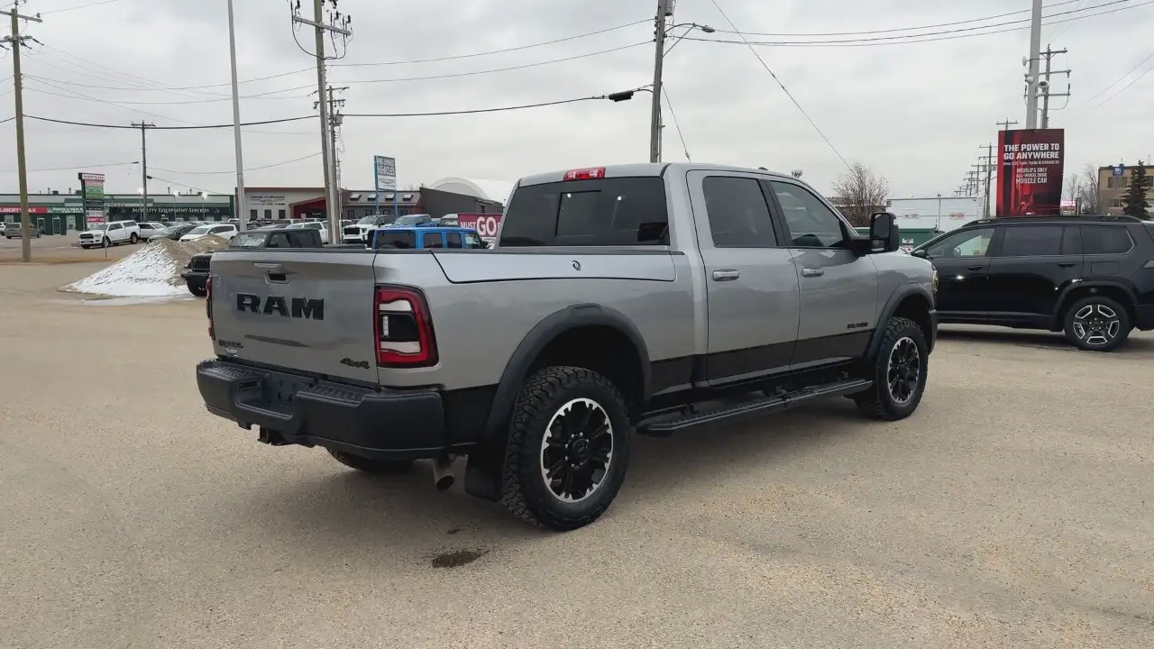 RAM 2500 снимка RAM 2500