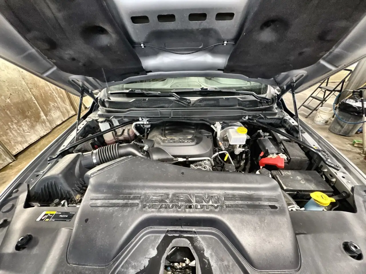 RAM 2500 снимка RAM 2500