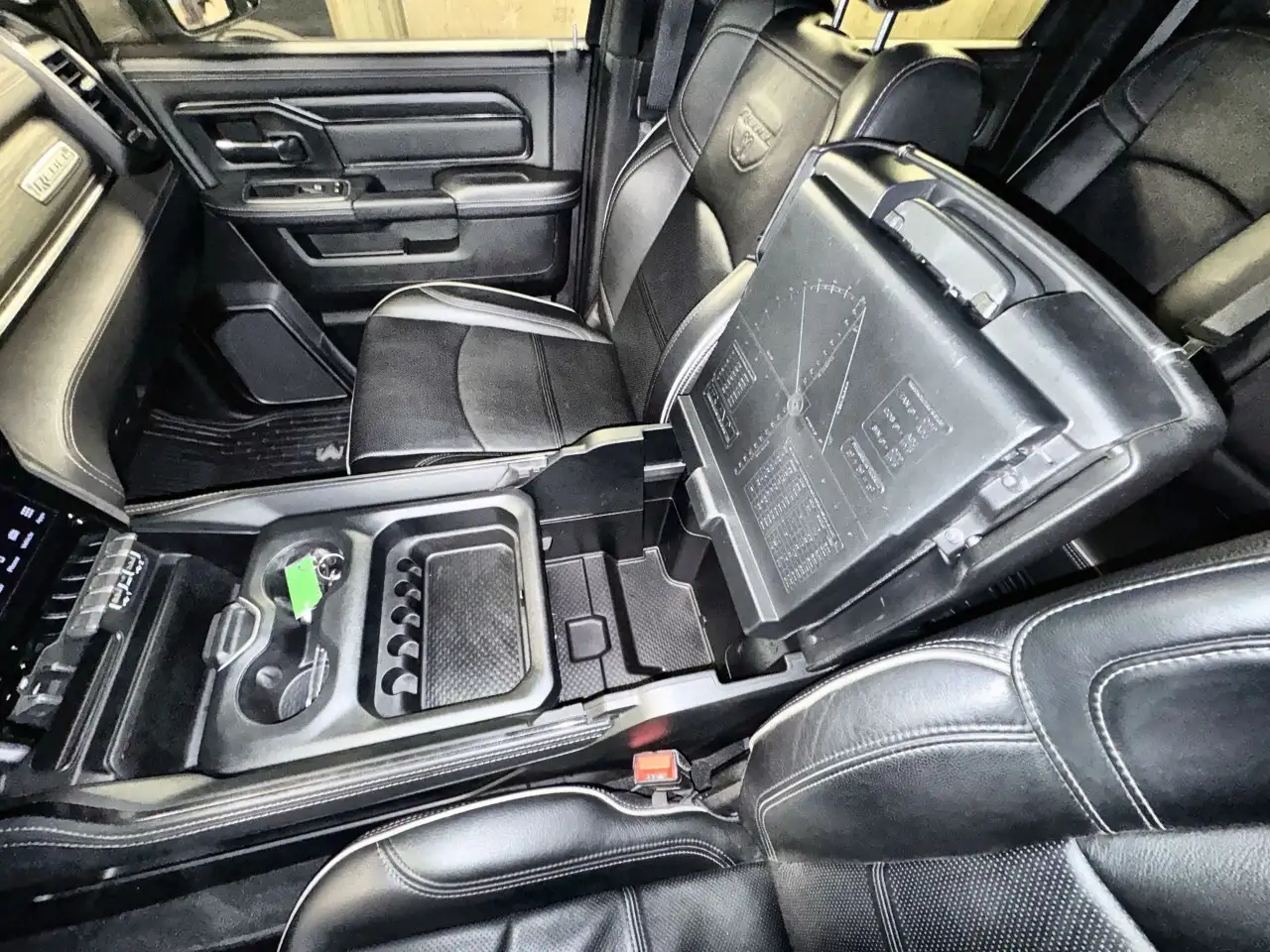 RAM 2500 снимка RAM 2500