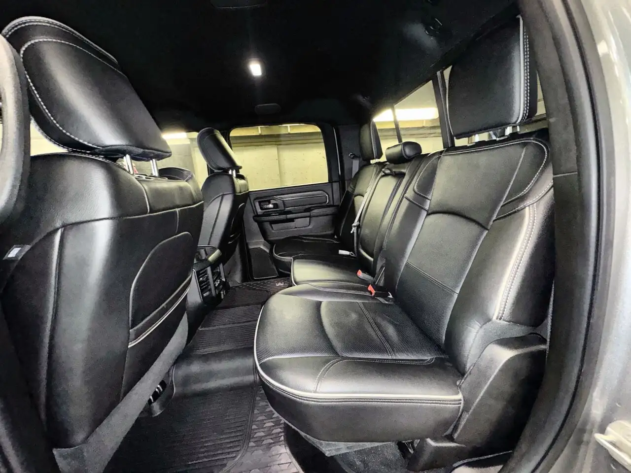 RAM 2500 снимка RAM 2500