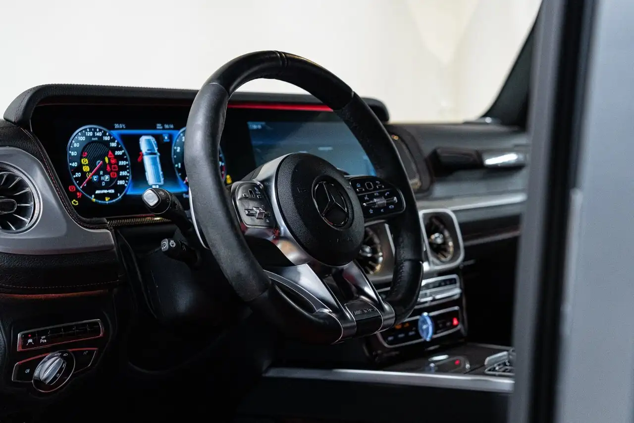 Mercedes-Benz G-Class снимка Mercedes-Benz G-Class