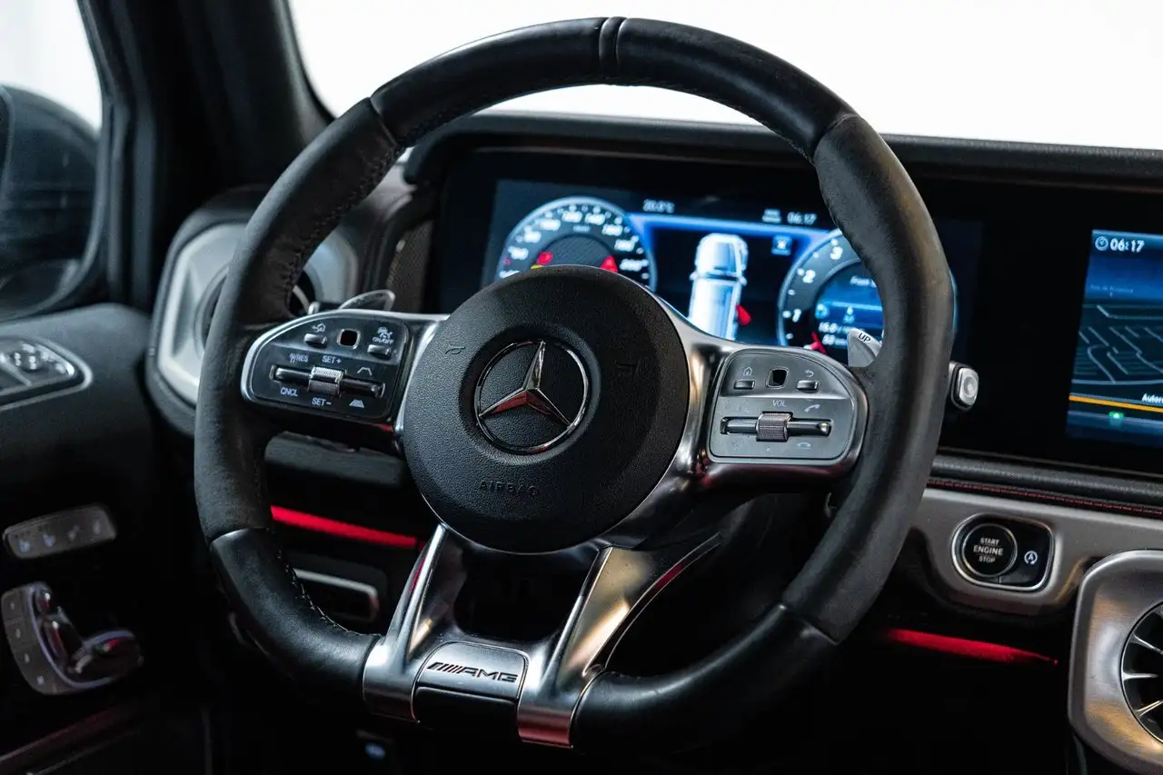 Mercedes-Benz G-Class снимка Mercedes-Benz G-Class