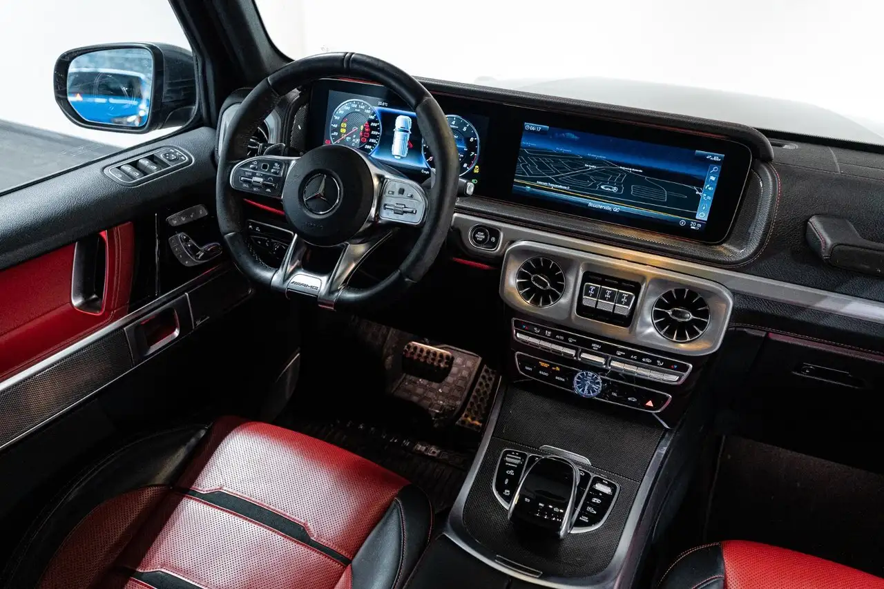 Mercedes-Benz G-Class снимка Mercedes-Benz G-Class