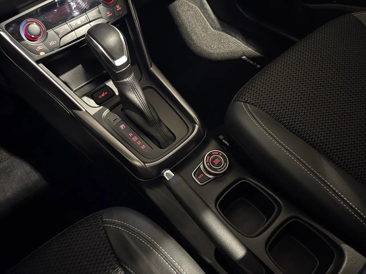 Suzuki SX4 S-Cross 2024 — фото 13