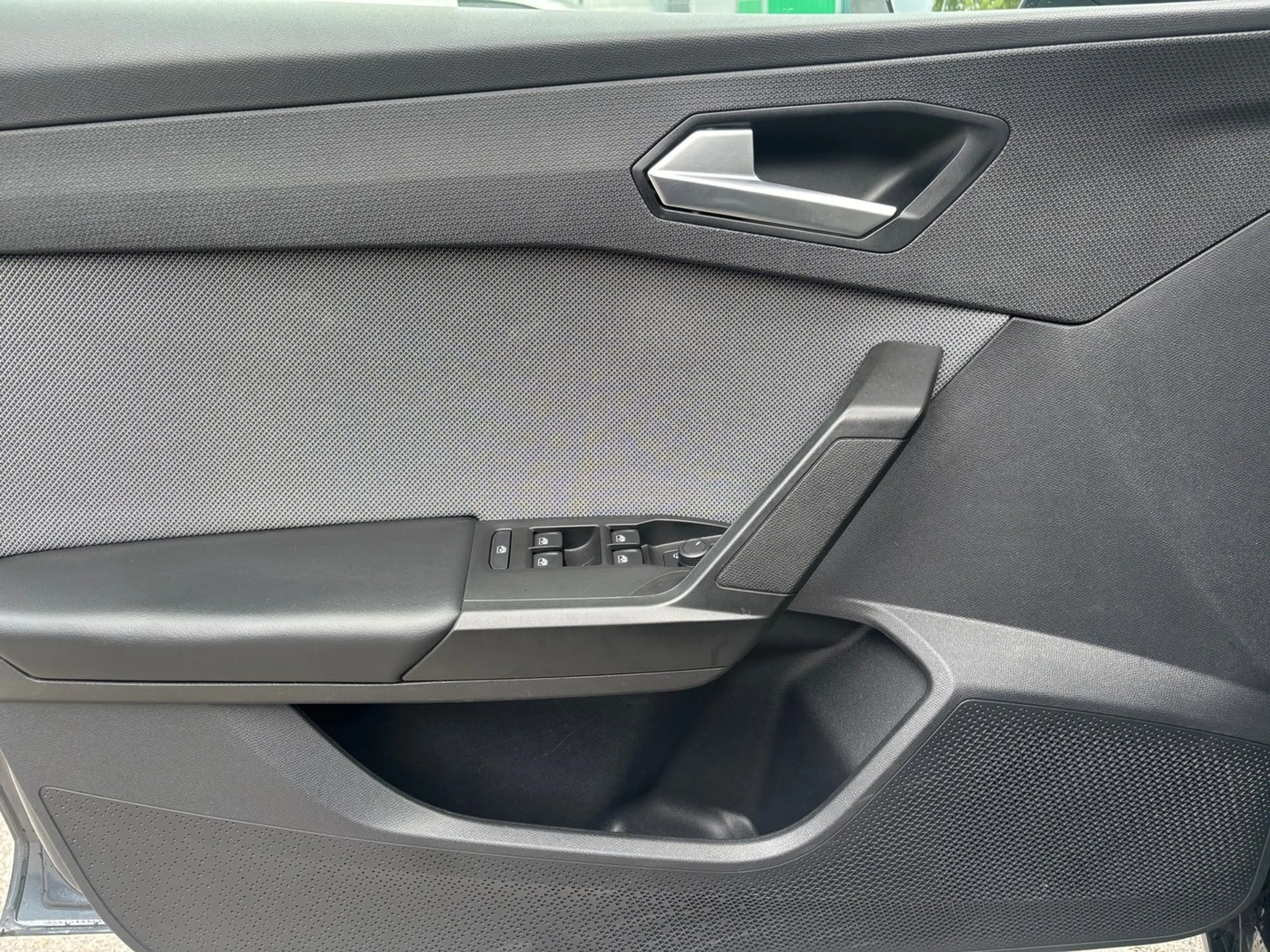 SEAT Leon Austria Edition 1.0 TSI — photo 12