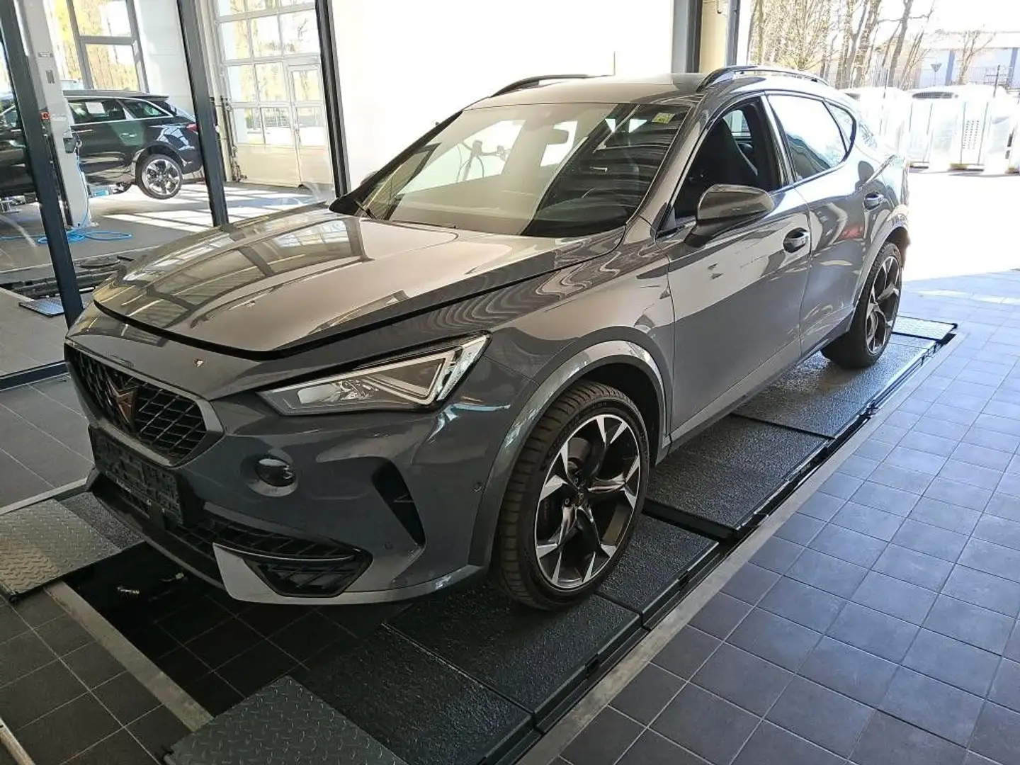 CUPRA Formentor VZ 4Drive Grijs - 1