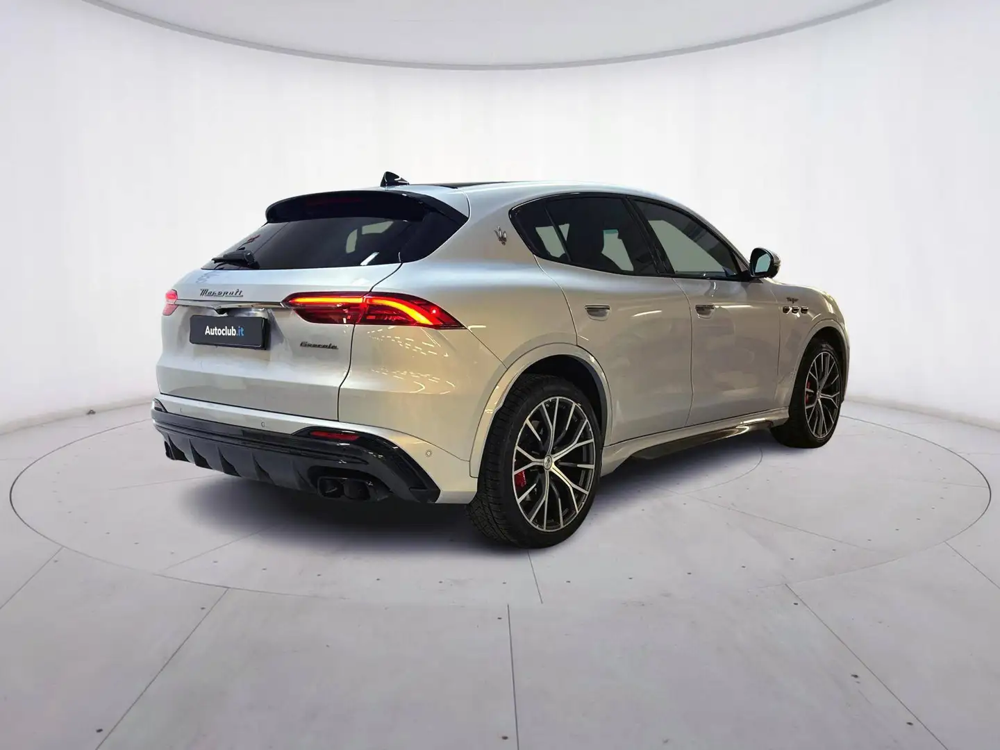 Maserati Grecale 3.0 V6 Trofeo 530cv Bianco - 2