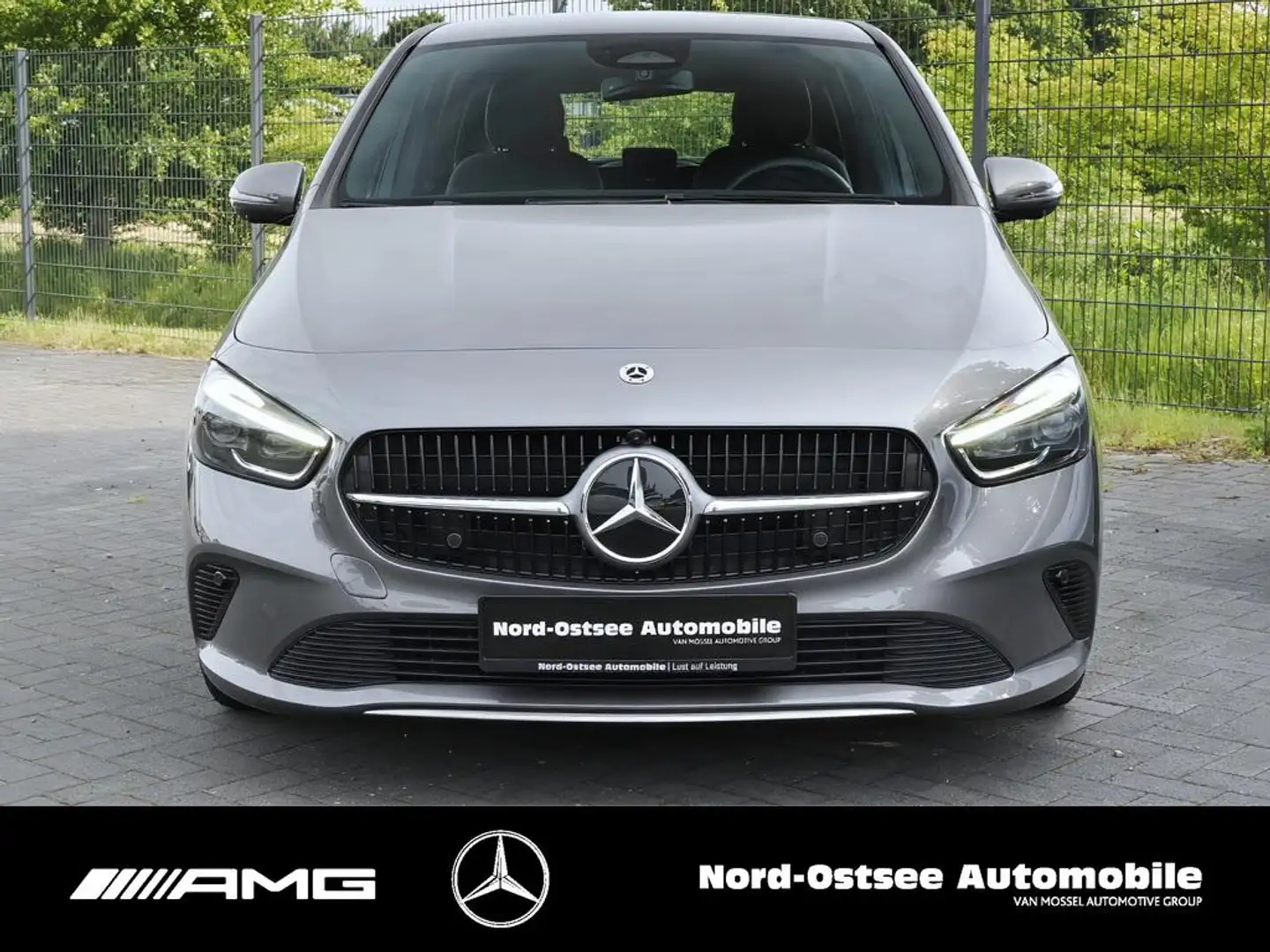 Mercedes-Benz B 200 d PROGRESSIV ADV+ MULTIBEAM TEMPOM KAMERA Grau - 2