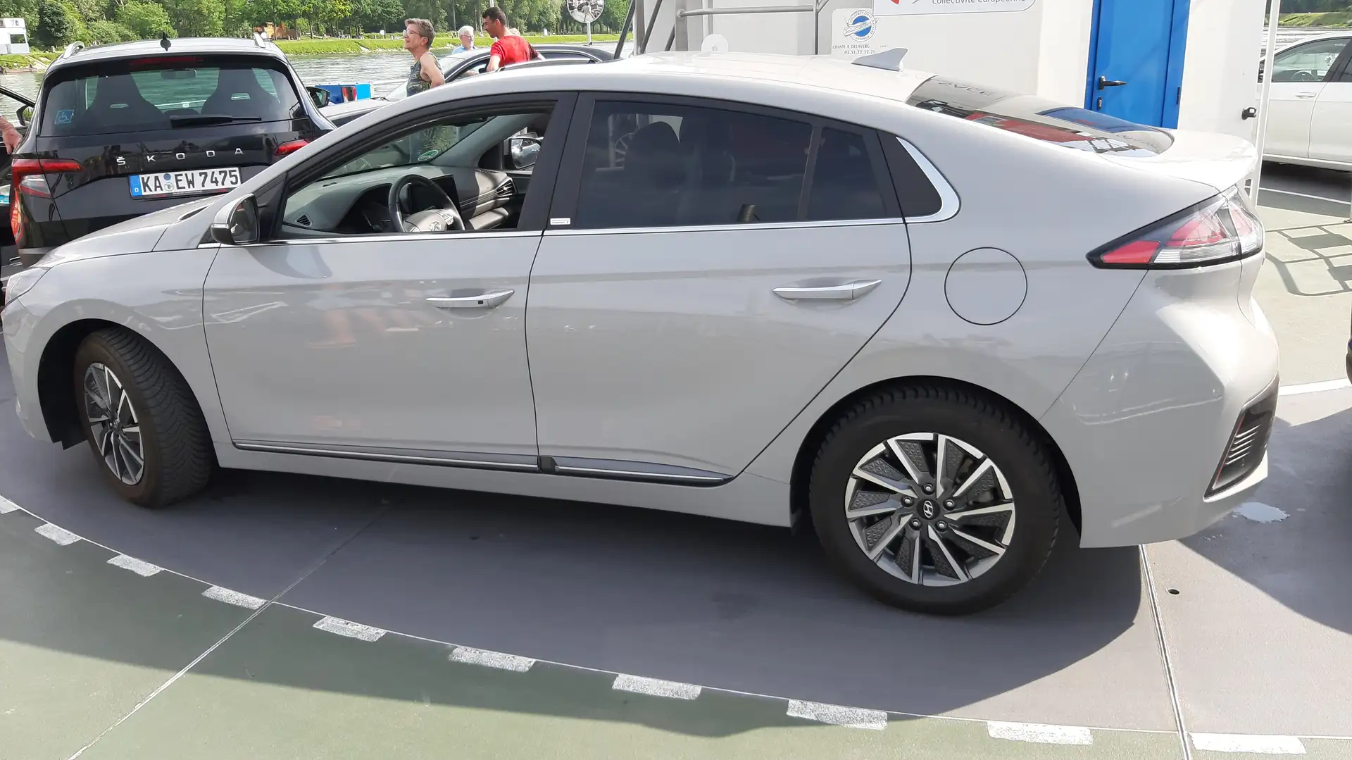Hyundai IONIQ IONIQ Elektro Style Grau - 1
