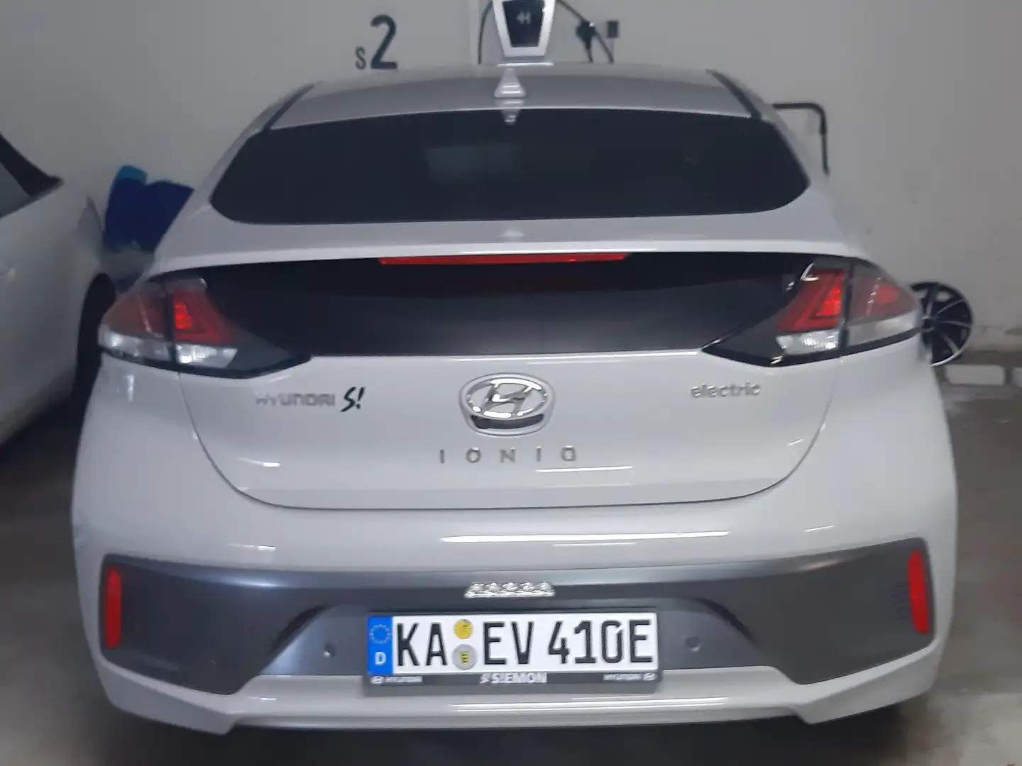 Hyundai IONIQ IONIQ Elektro Style Grau - 2