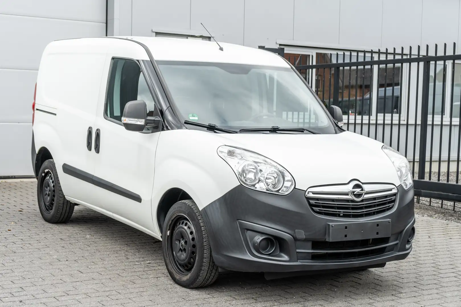 Opel Combo 1.4i - Airco / Cruis Control / Bluetooth Wit - 1