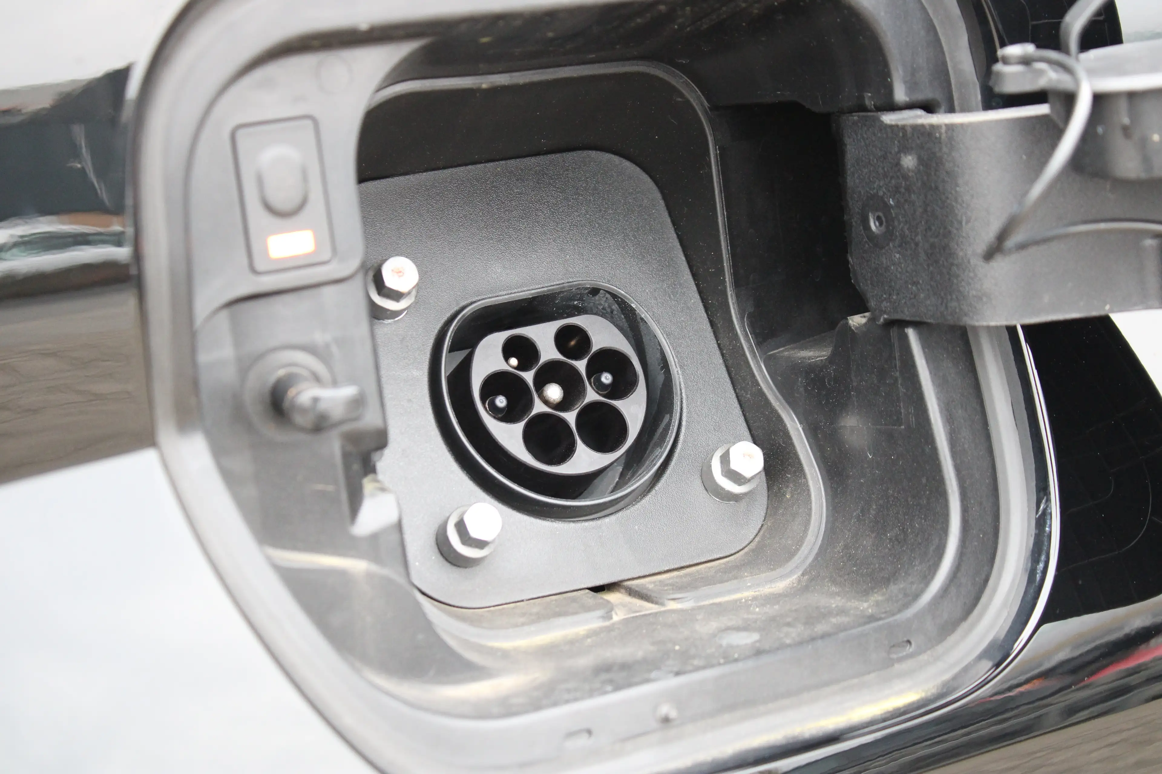 Hyundai SANTA FE 1.6 T-GDI PHEV Comfort Smart 4WD 7p. | Elektrisch — photo 23
