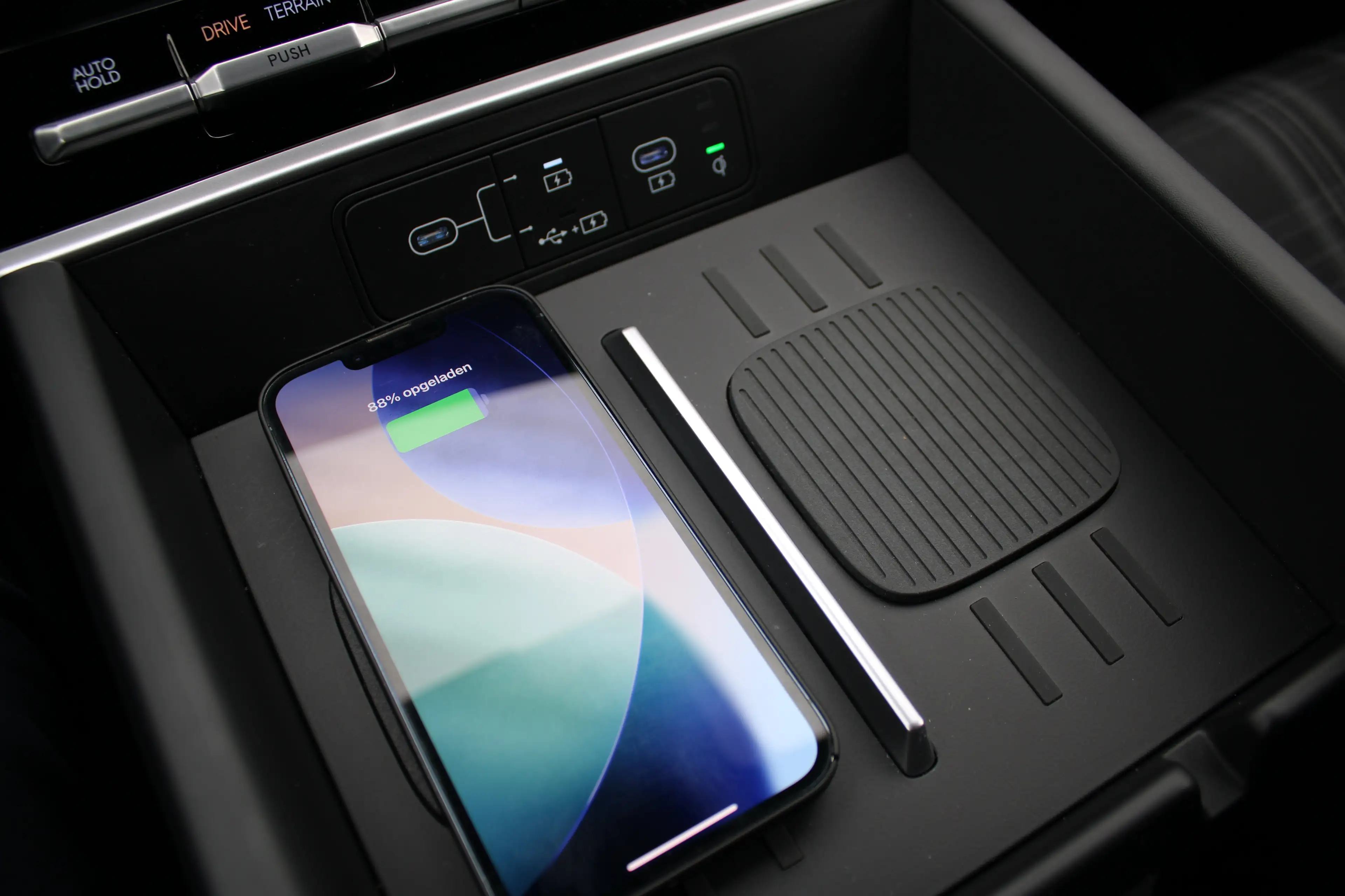 Hyundai SANTA FE 1.6 T-GDI PHEV Comfort Smart 4WD 7p. | Elektrisch — photo 31