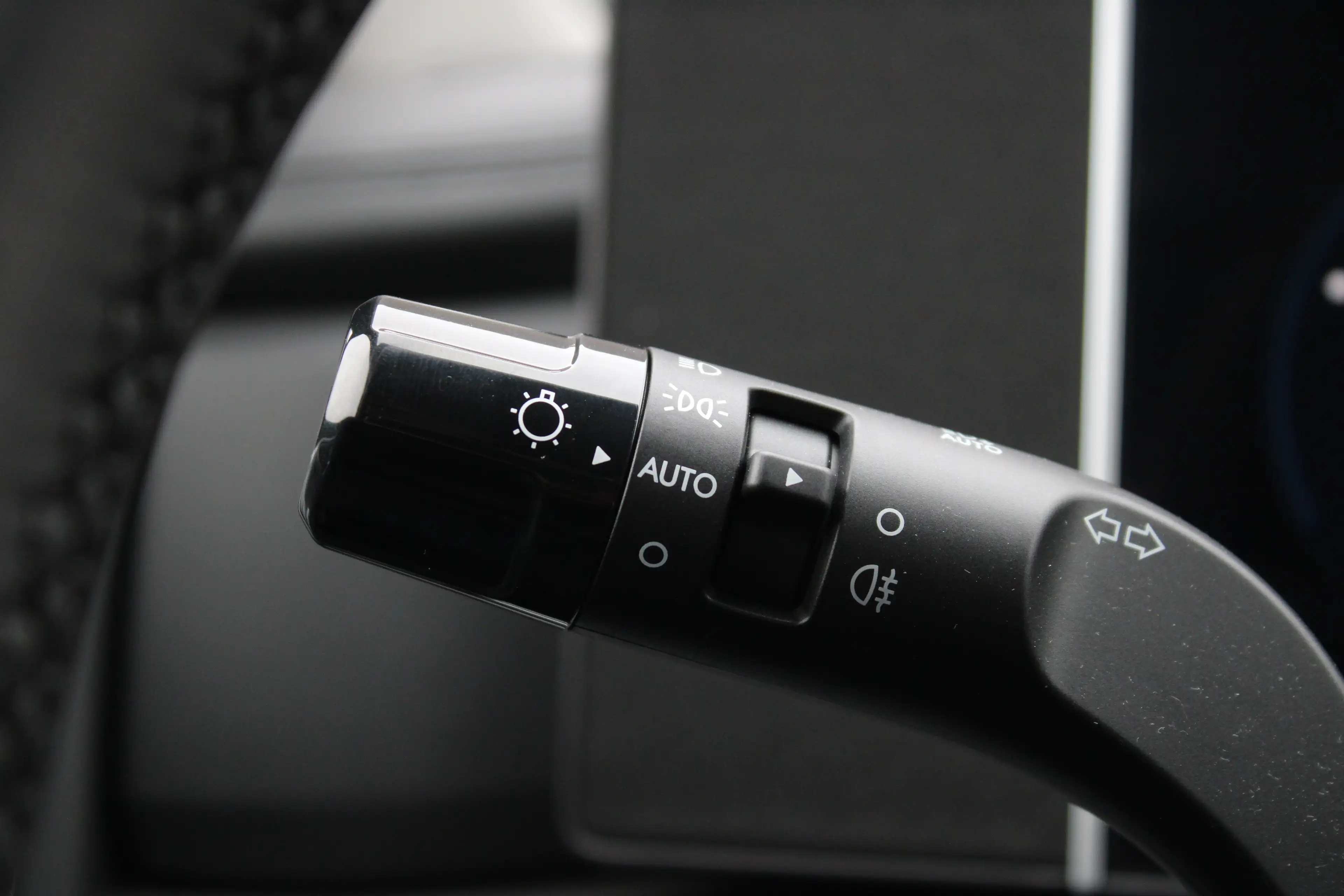 Hyundai SANTA FE 1.6 T-GDI PHEV Comfort Smart 4WD 7p. | Elektrisch — photo 28