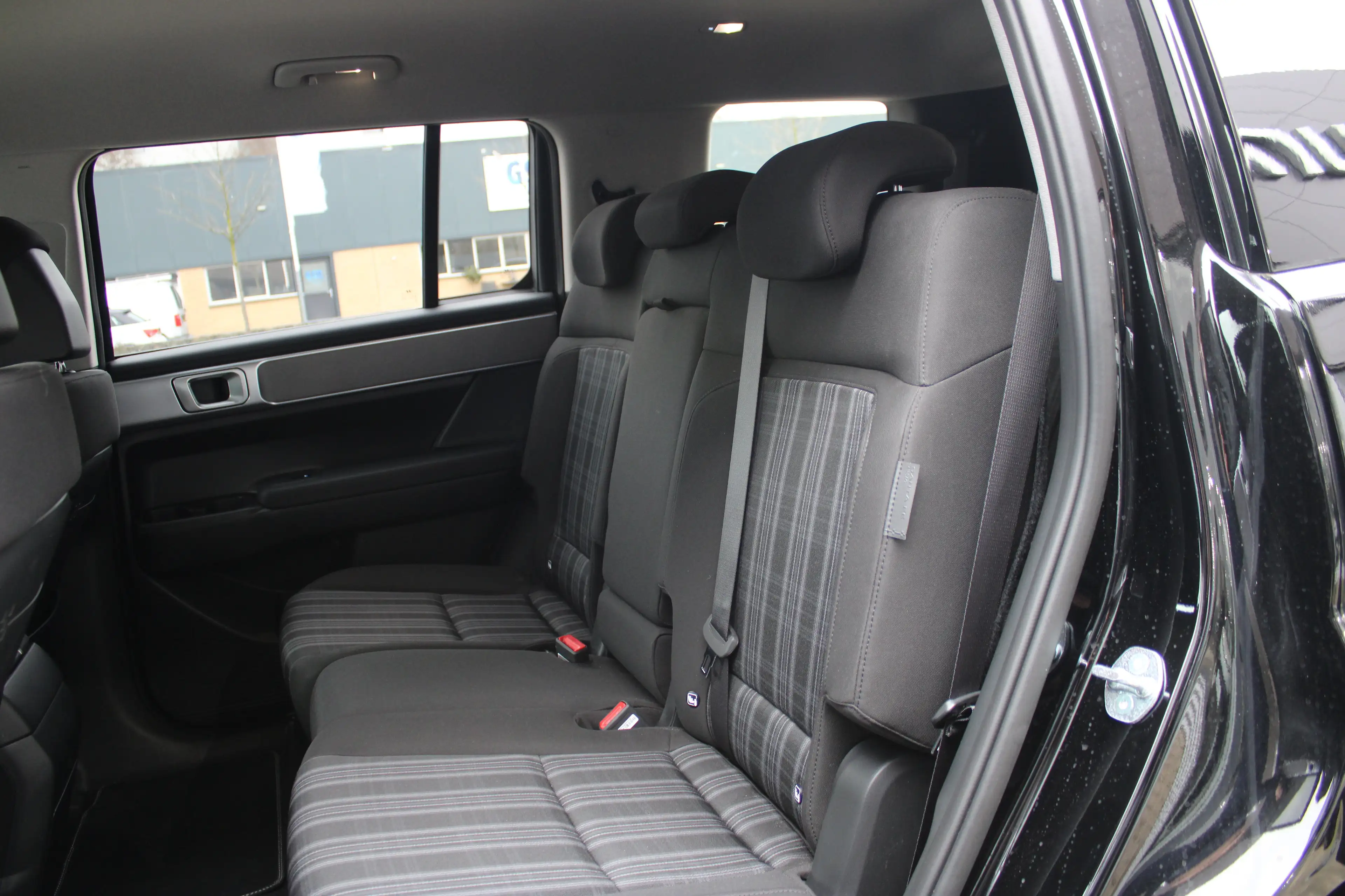 Hyundai SANTA FE 1.6 T-GDI PHEV Comfort Smart 4WD 7p. | Elektrisch — photo 8