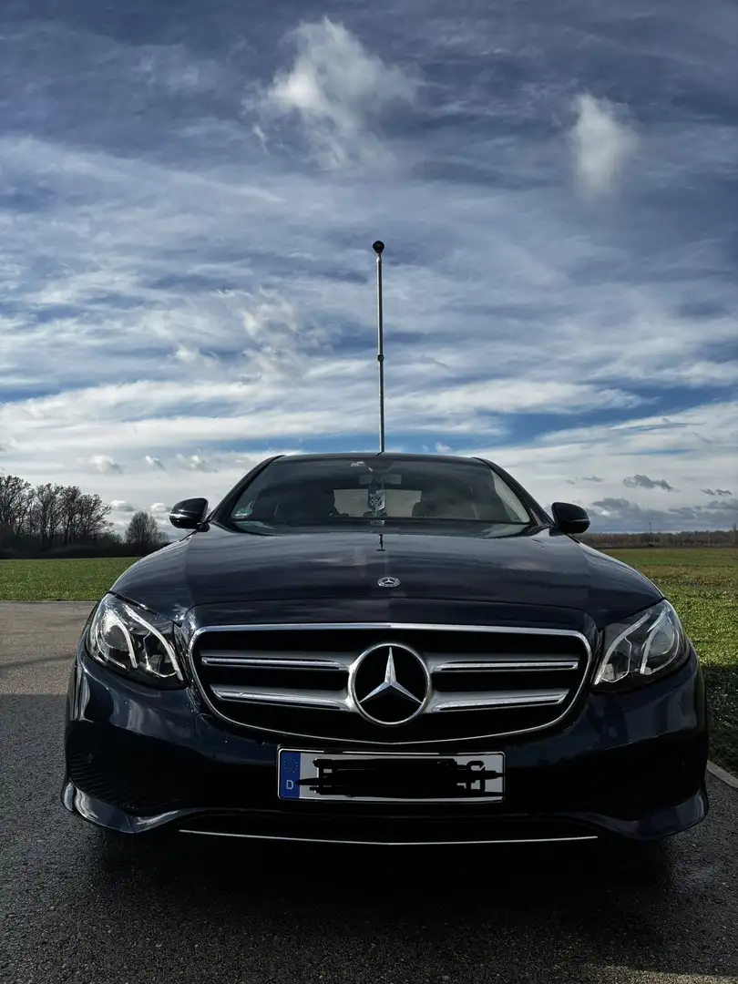 Mercedes-Benz E 220 d 9G-TRONIC Exclusive - 2