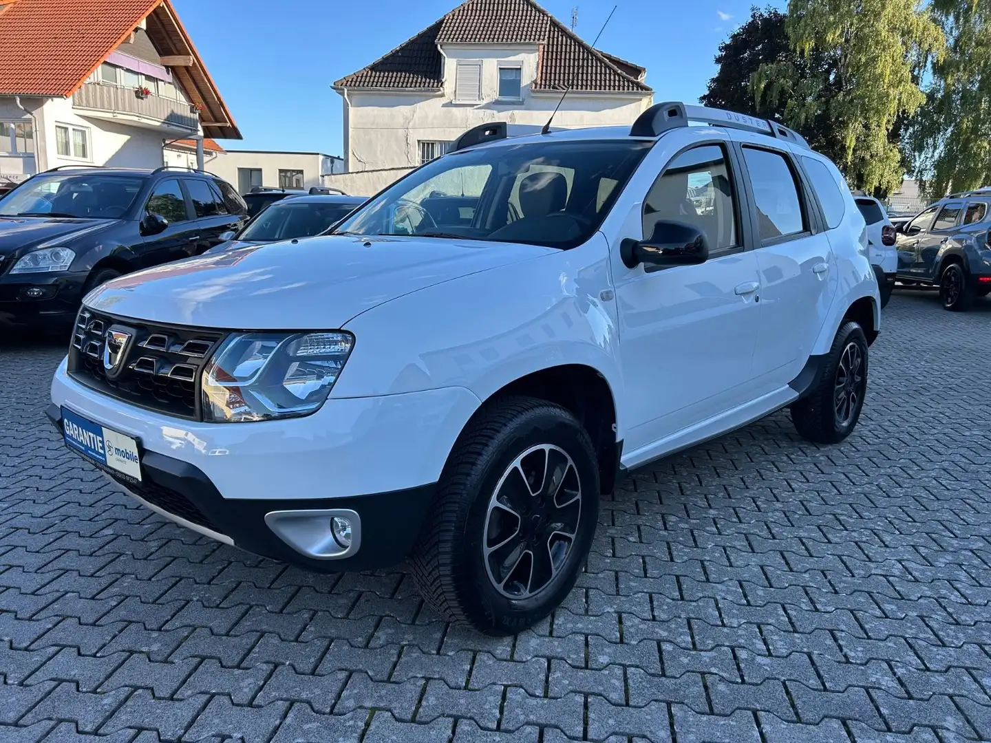Dacia Duster dCI 110 Black Shadow Automatik Blanc - 1