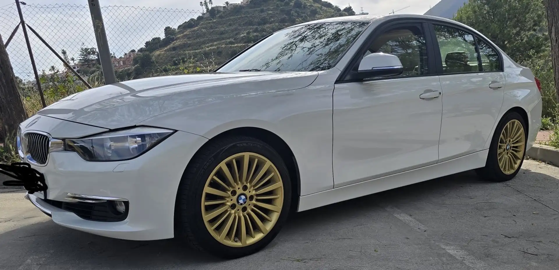 BMW 328 328iA xDrive Luxury - 1
