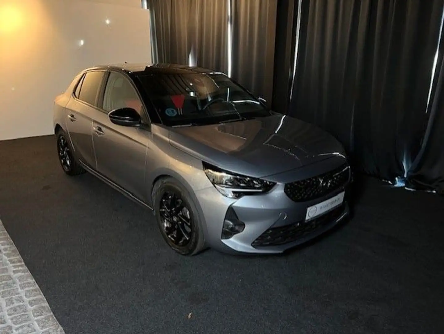 Opel Corsa F GS Grau - 1