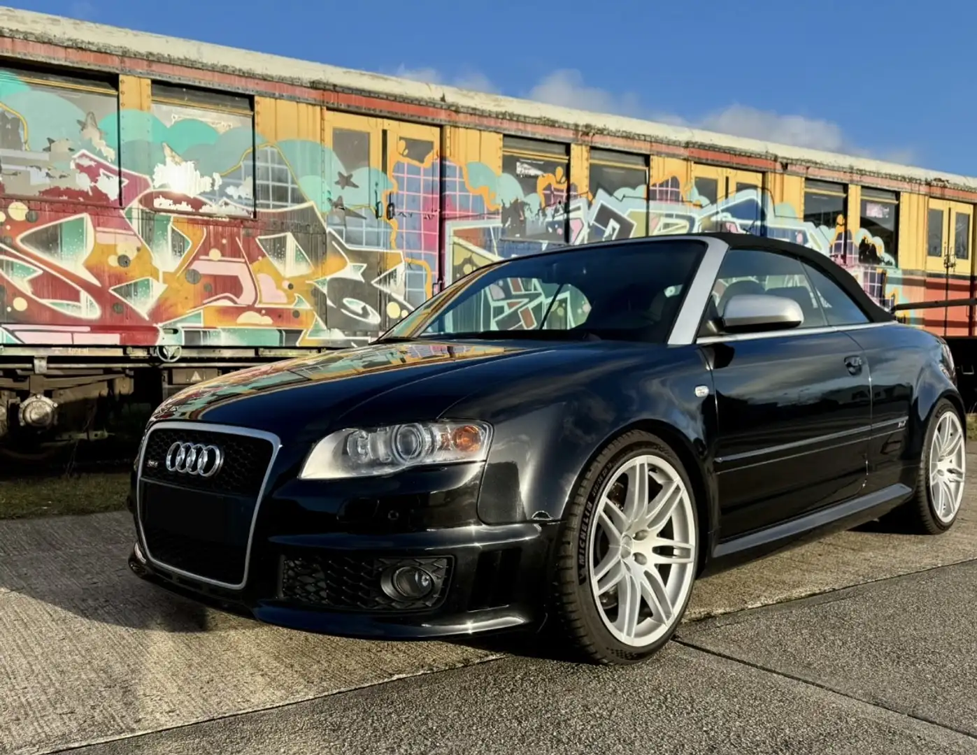 Audi RS4 Cabriolet - 2