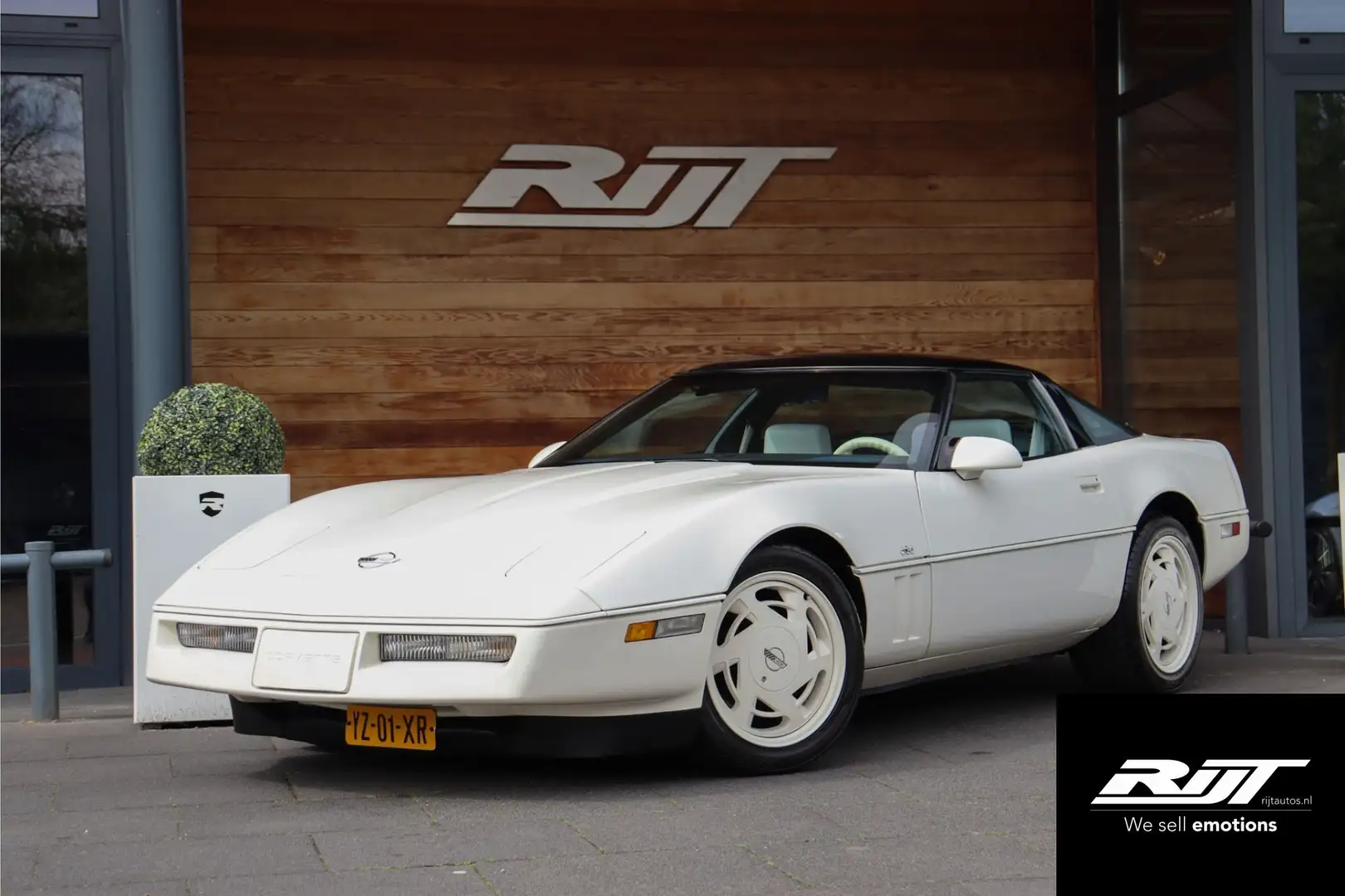 Corvette C4 5.7 TPi Z01 35th Anniversary Edition nr. 1988/2050 Blanco - 1
