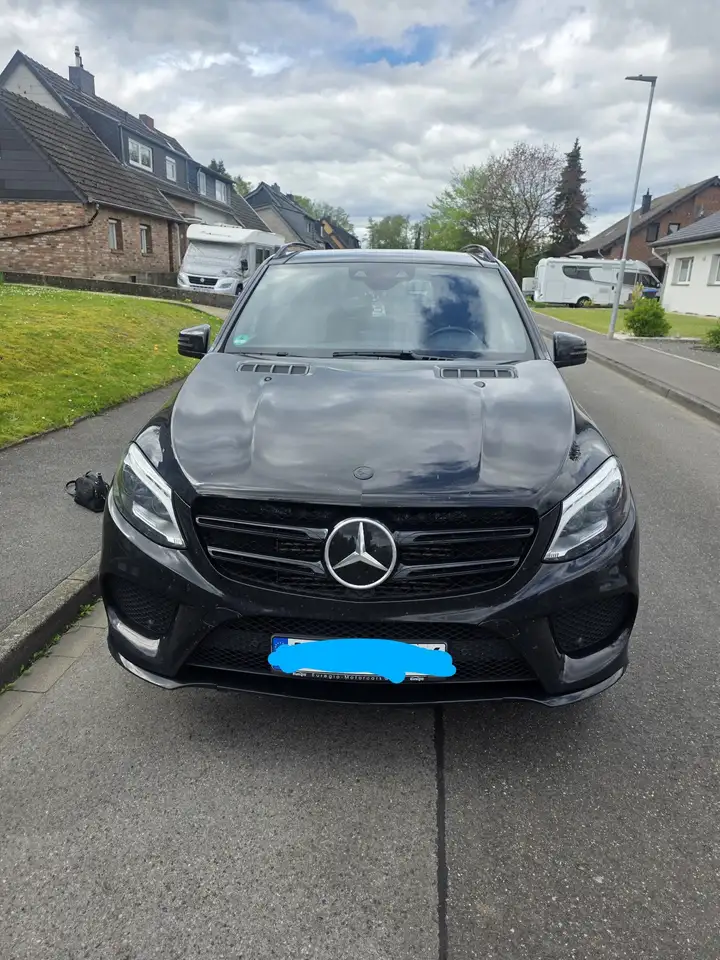 Mercedes-Benz G