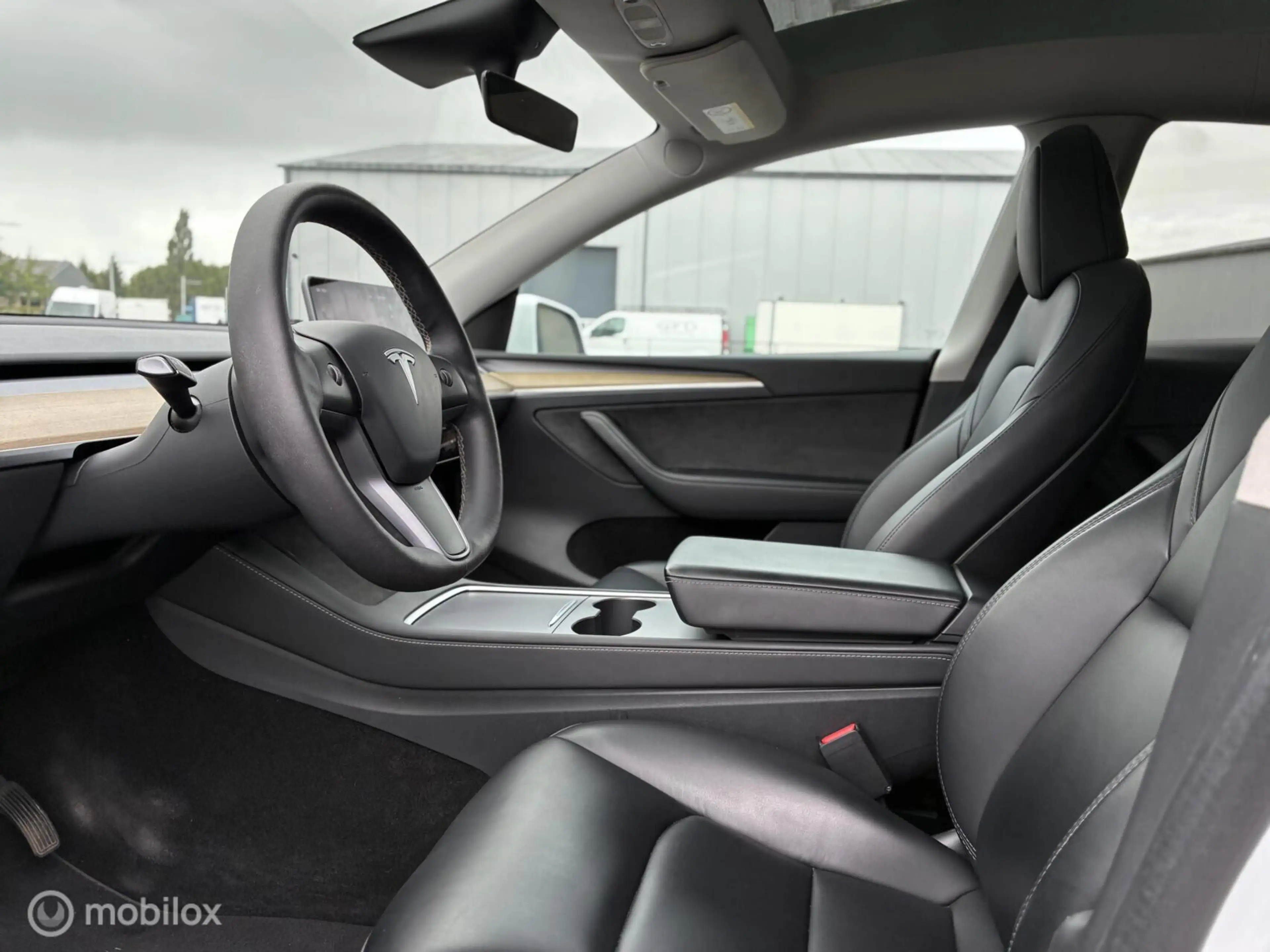 Tesla Model Y RWD 58 kWh LFP | SOH 88% MOBA | Supercharging | Ry — photo 15