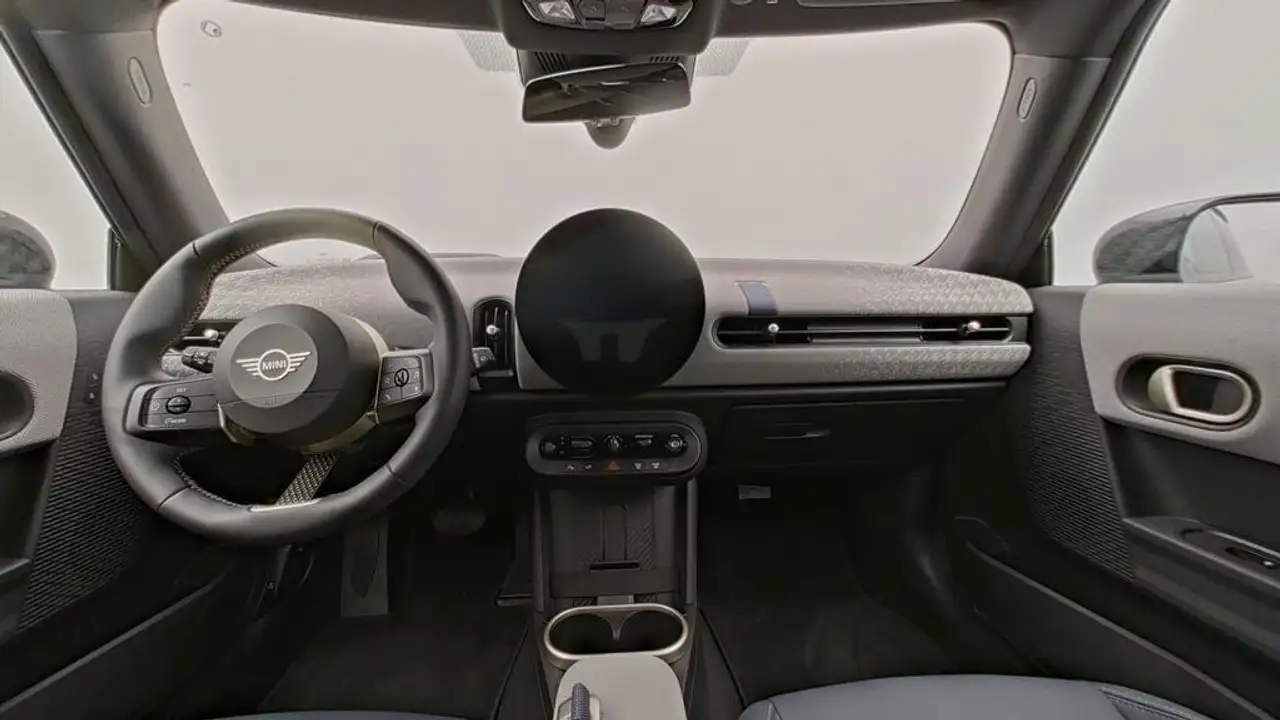 MINI Cooper S Favoured Trim 14