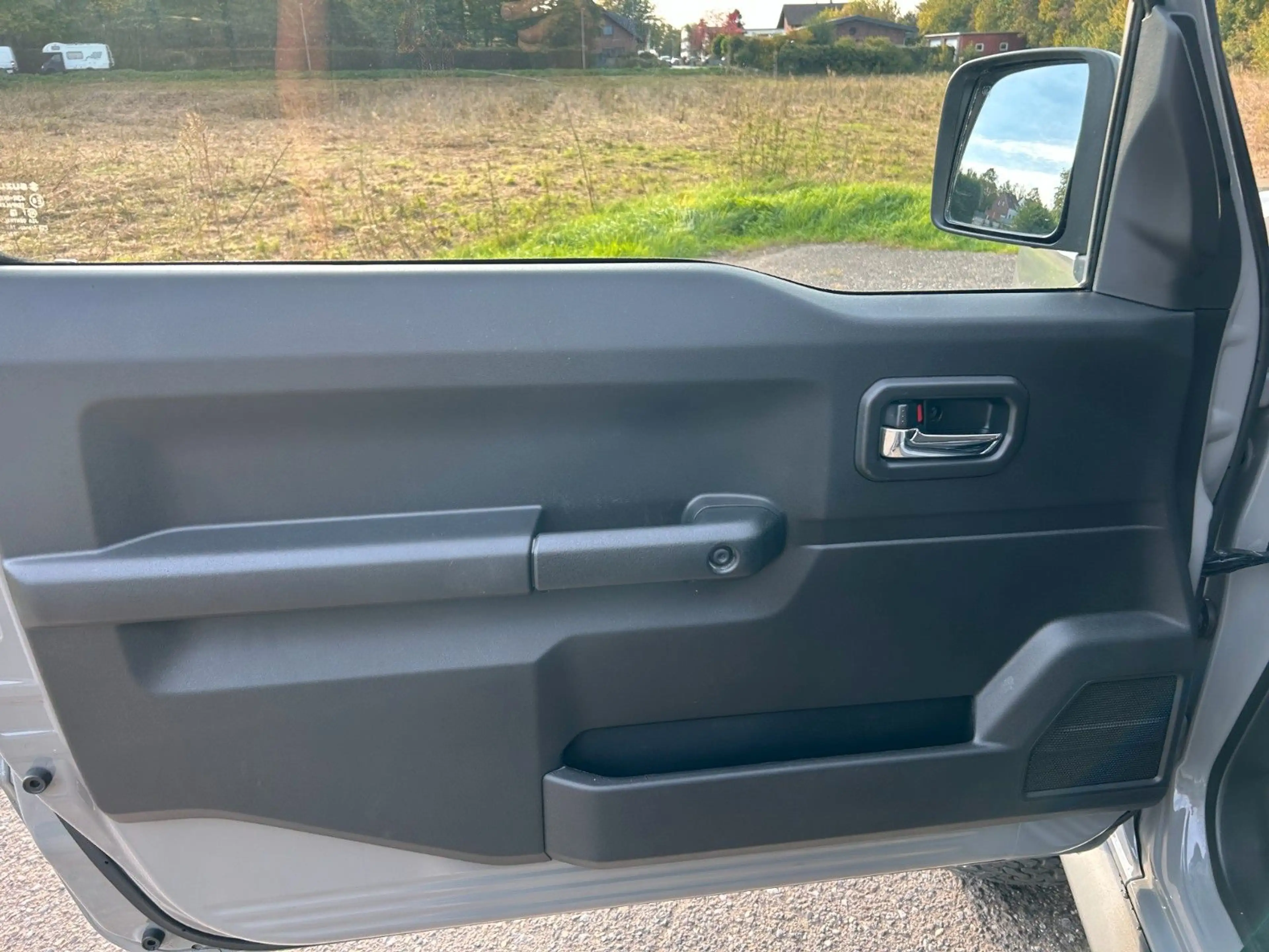 Suzuki Jimny Comfort+ AllGrip 1.5 Navi Höherlegung AHK — photo 14