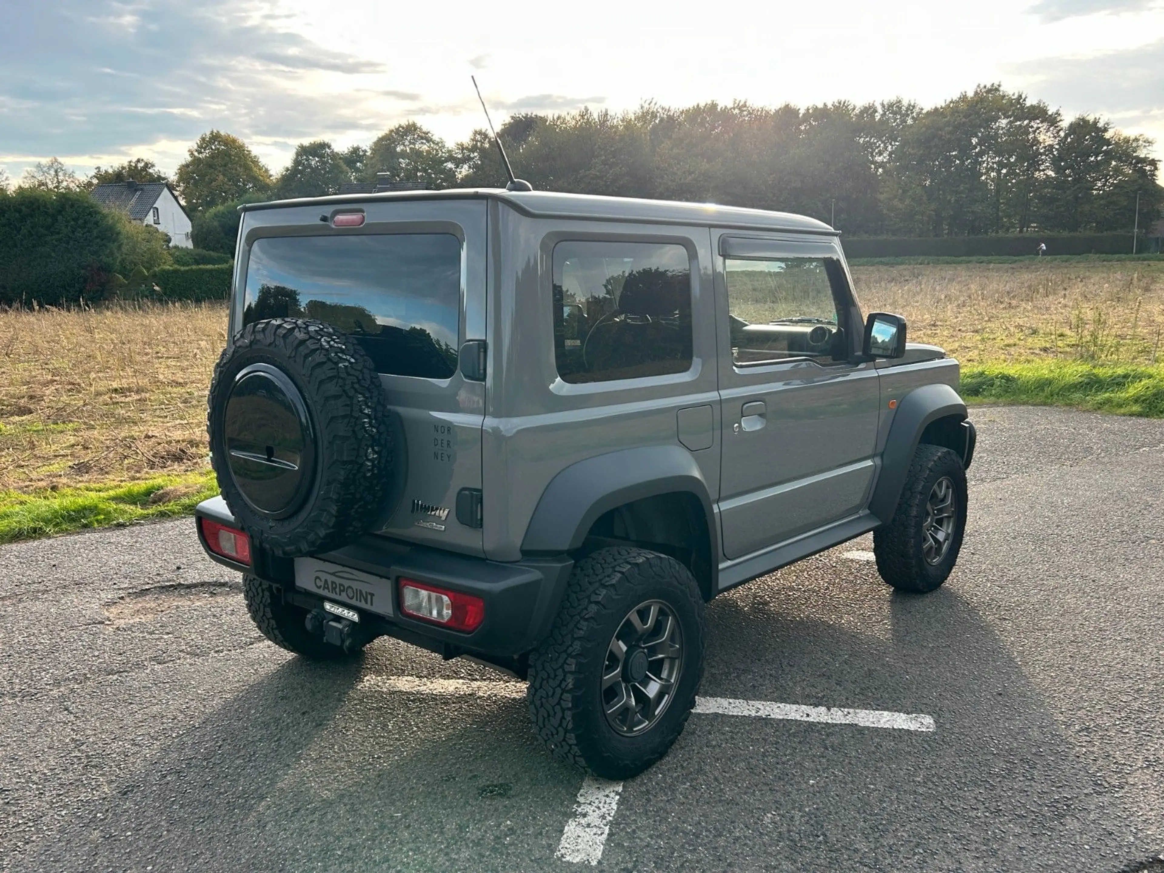 Suzuki Jimny Comfort+ AllGrip 1.5 Navi Höherlegung AHK — photo 7
